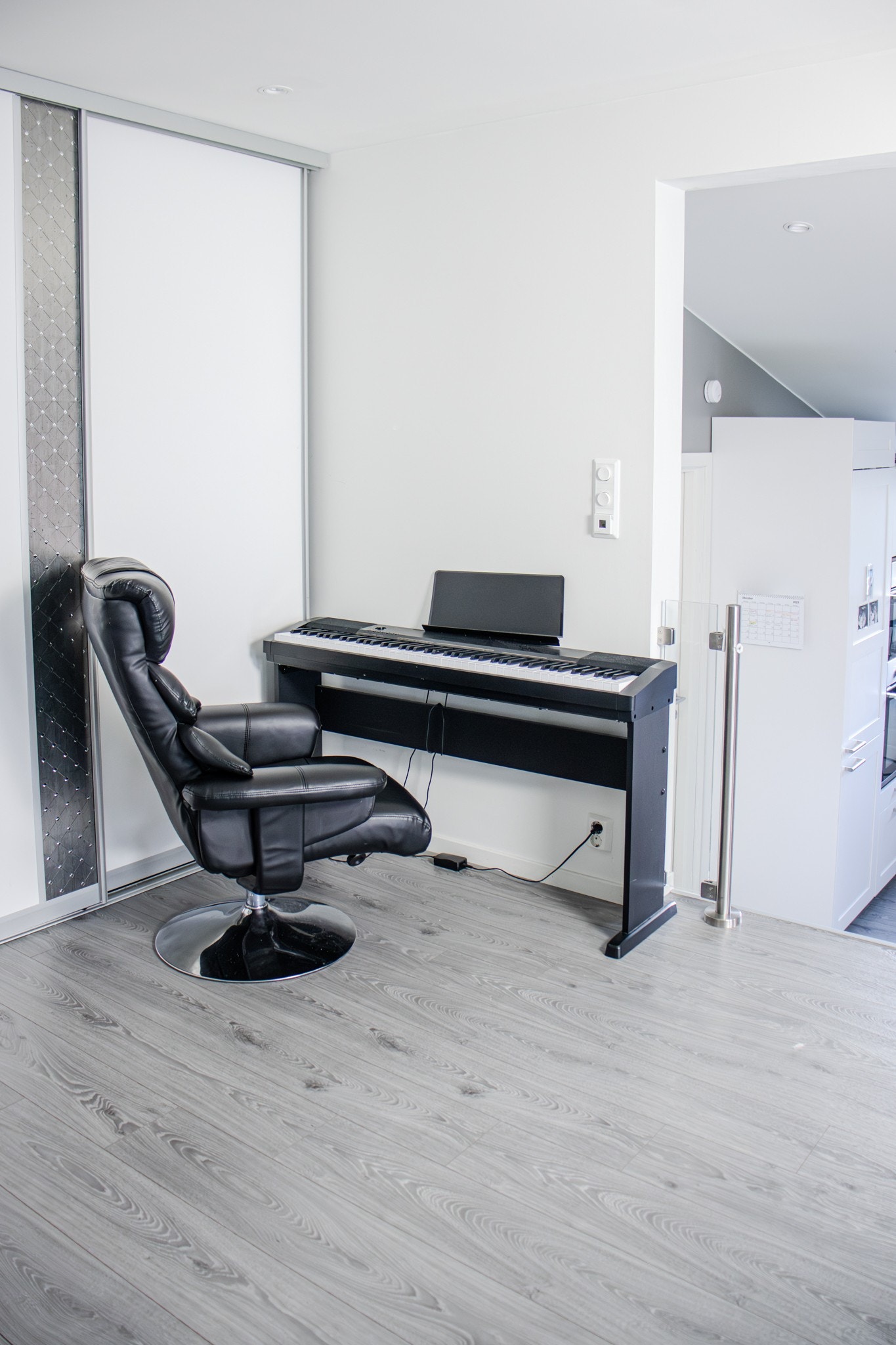 Stol/instrument ikke med i leie Galleribilde