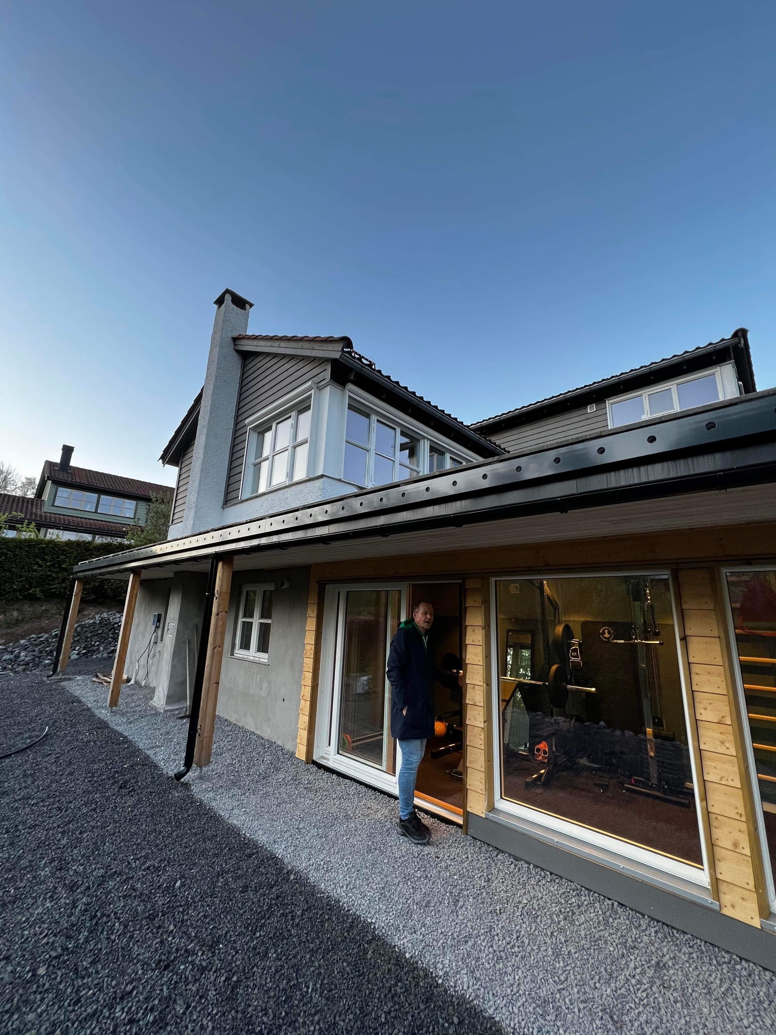 Utleier benytter egen trimrom. Er du interessert i egentrening? Det vil være mulighet for å avtale egen abonnementordning med utleier hvis ønskelig. Galleribilde