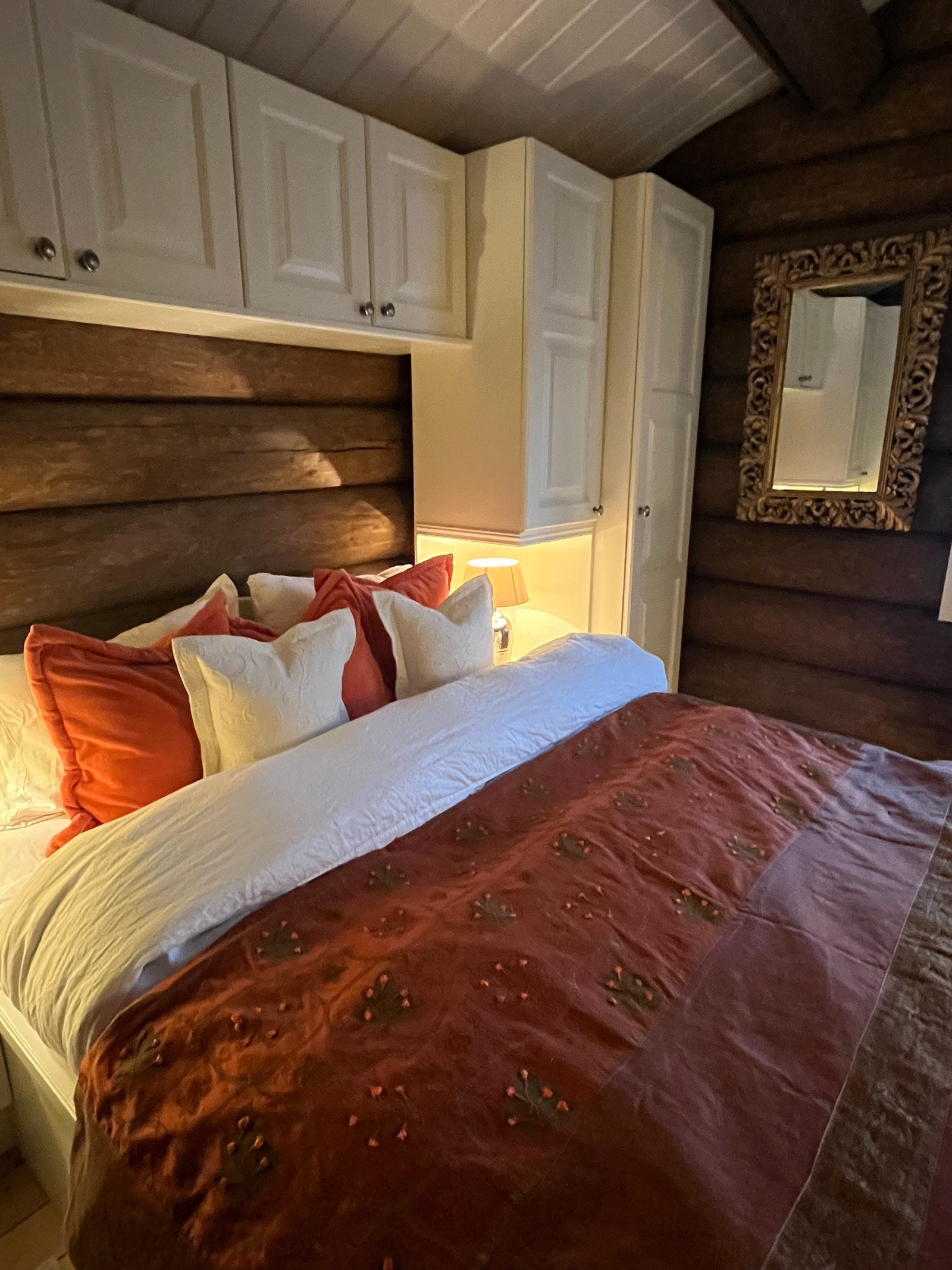 Også det med romslig plass Galleribilde