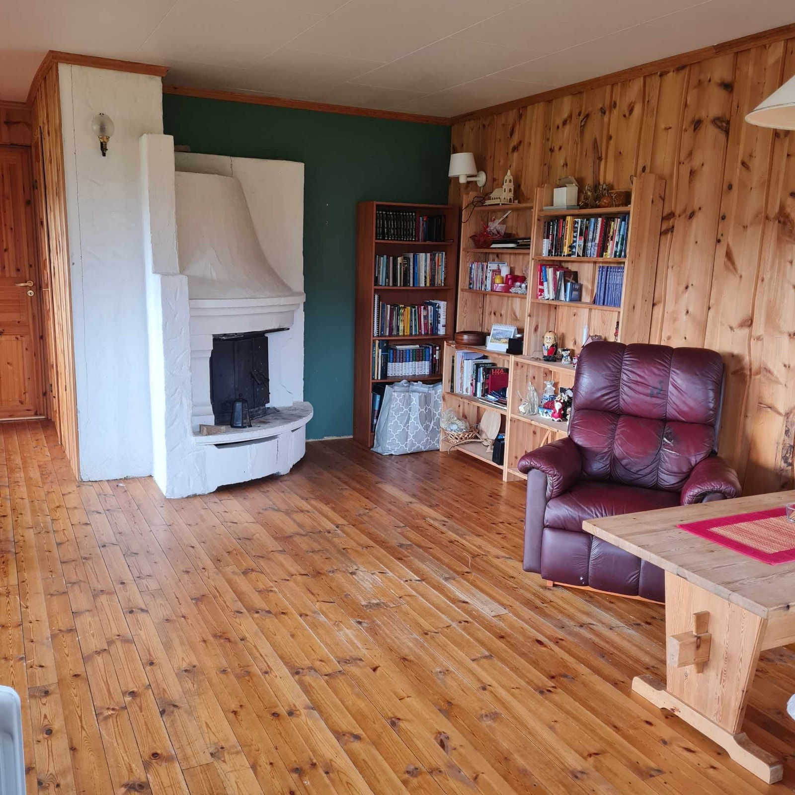 Peis i stua Galleribilde