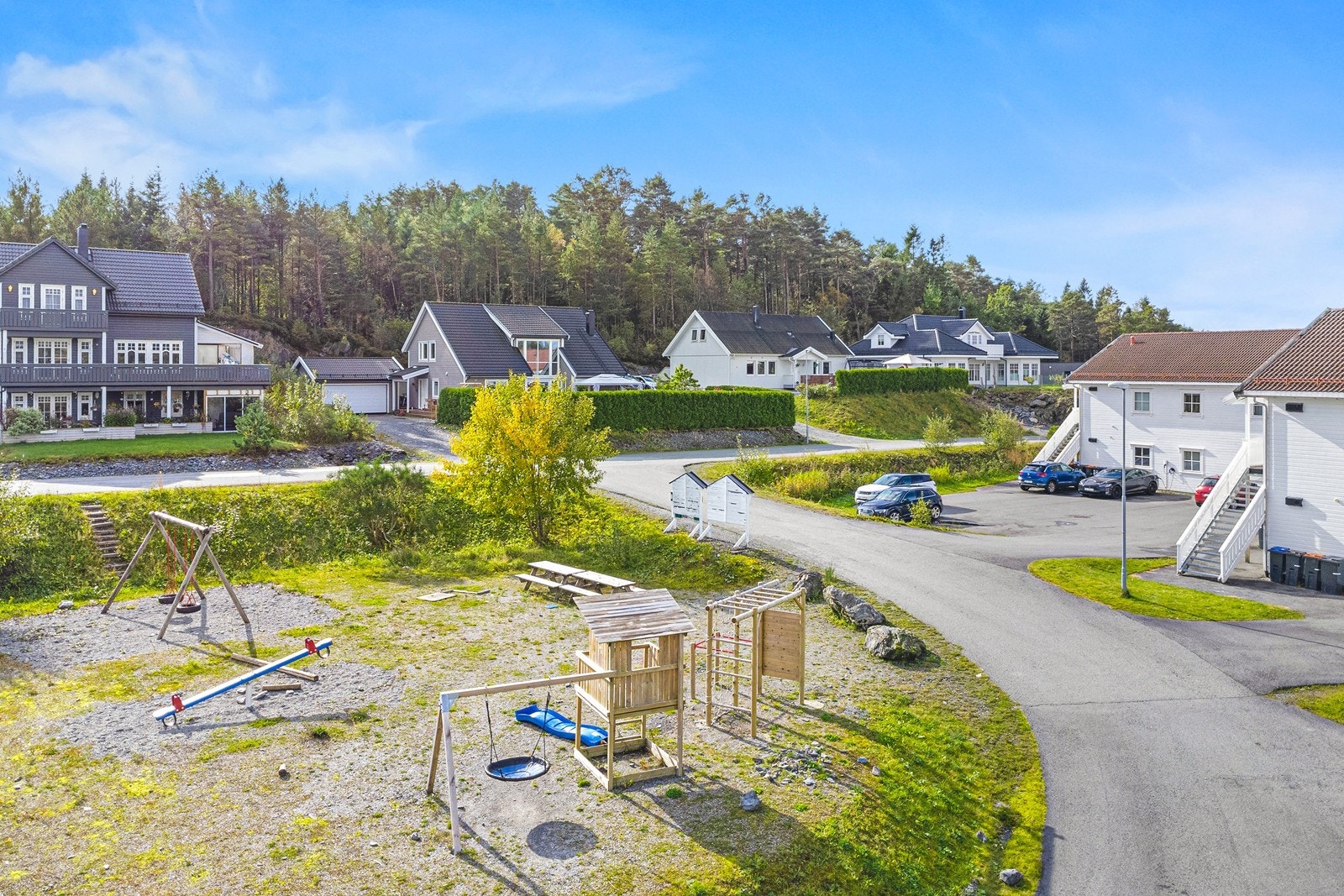 Barnevennlig område og boligfelt. Galleribilde