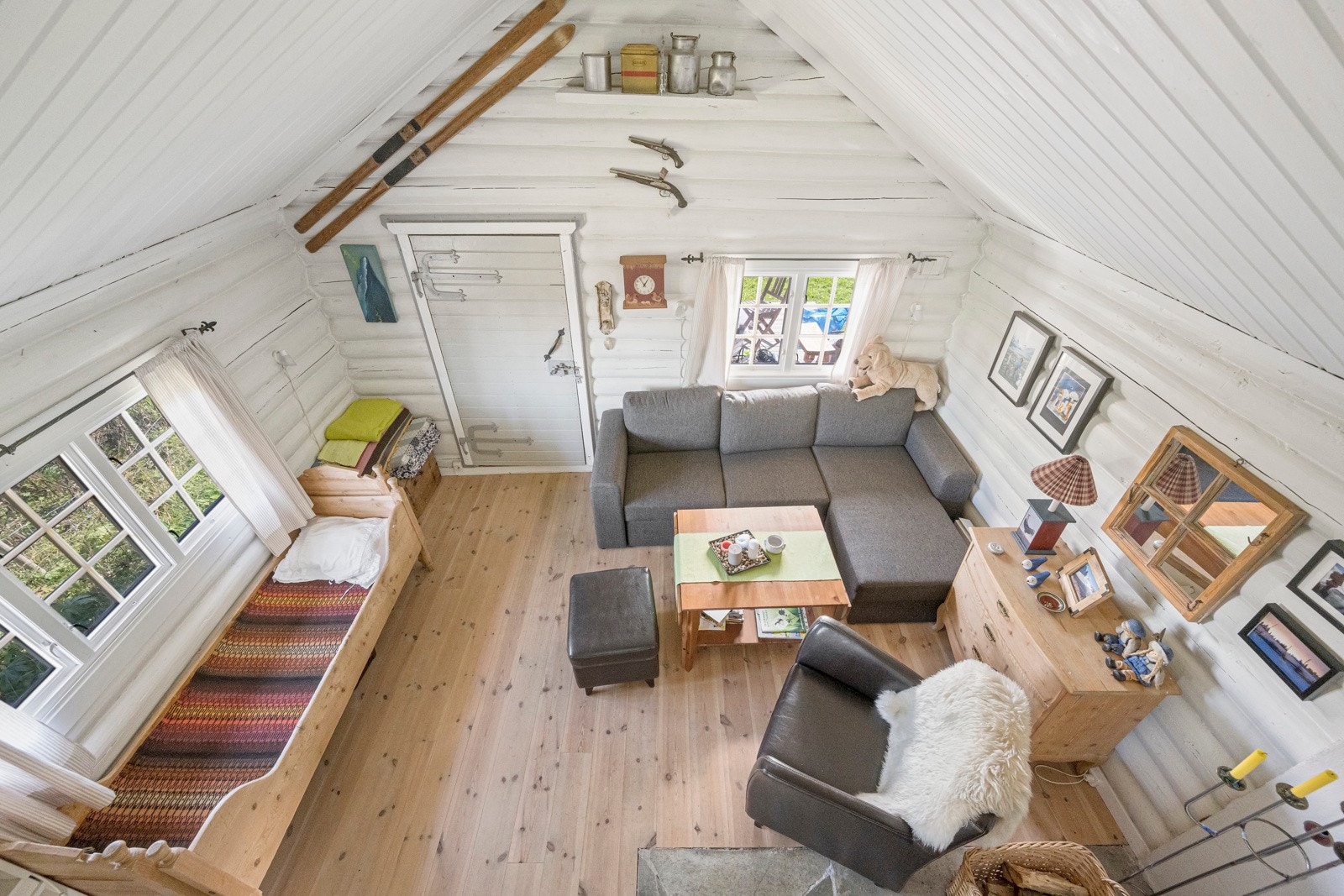 Stua sett fra hemsen Galleribilde
