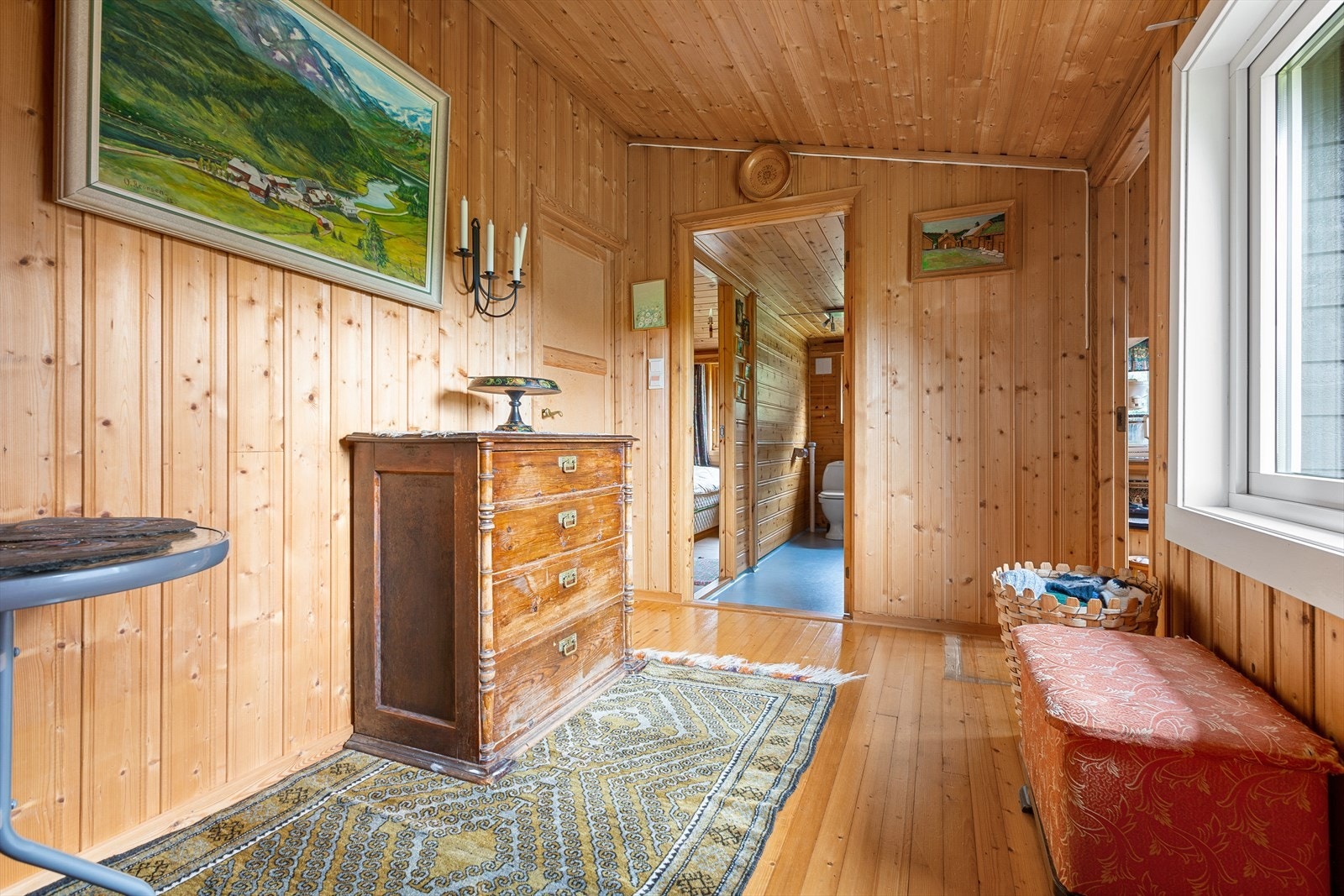 Gang til kjøkken, 2 soverom og bad Galleribilde