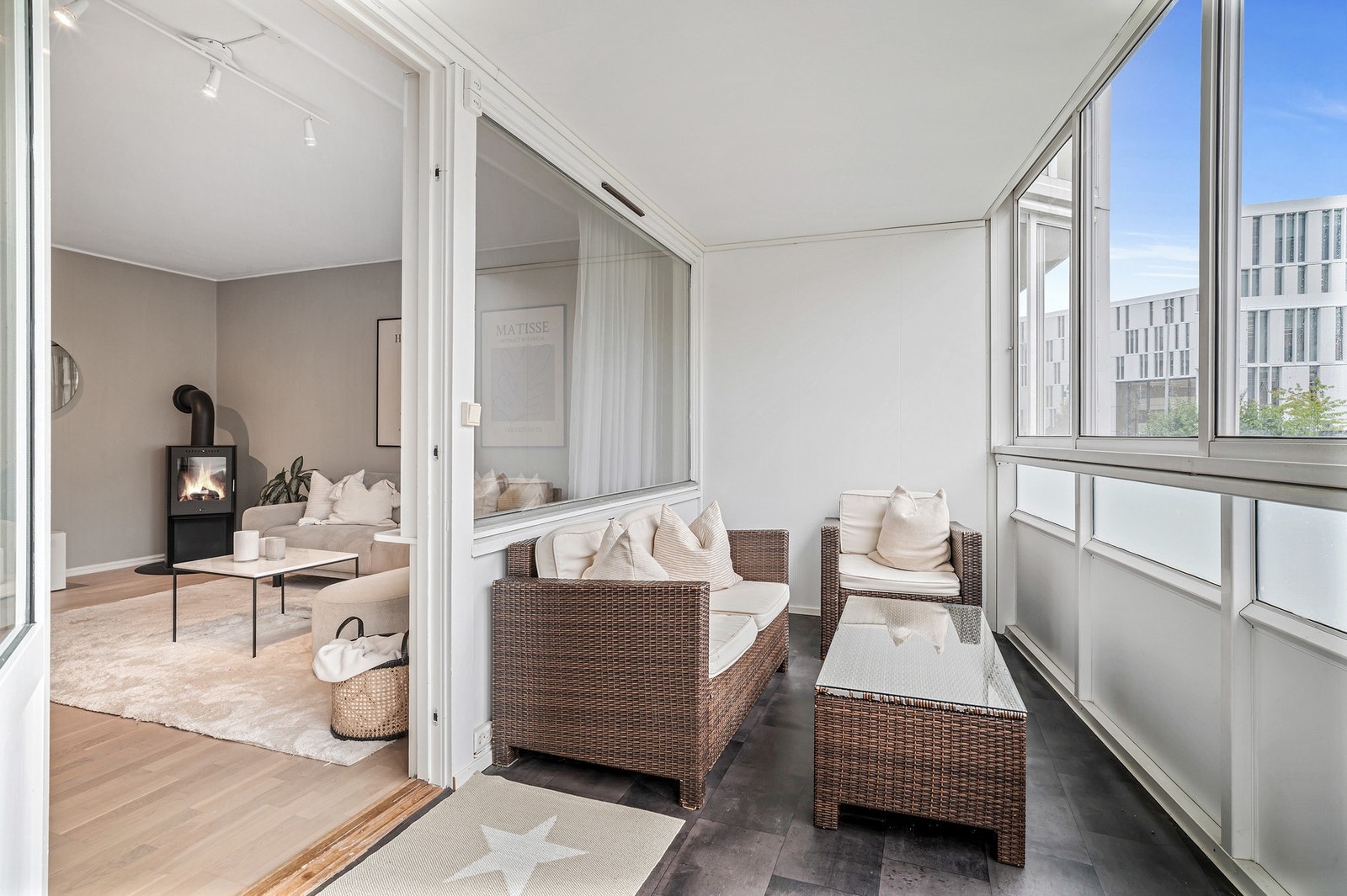 Balkongen er på ca. 10 m² Galleribilde