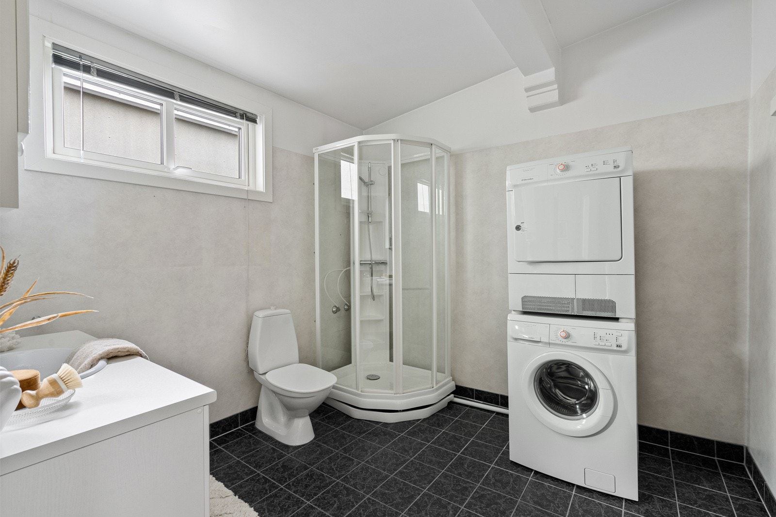 Badet har varmekabler i gulv. Galleribilde