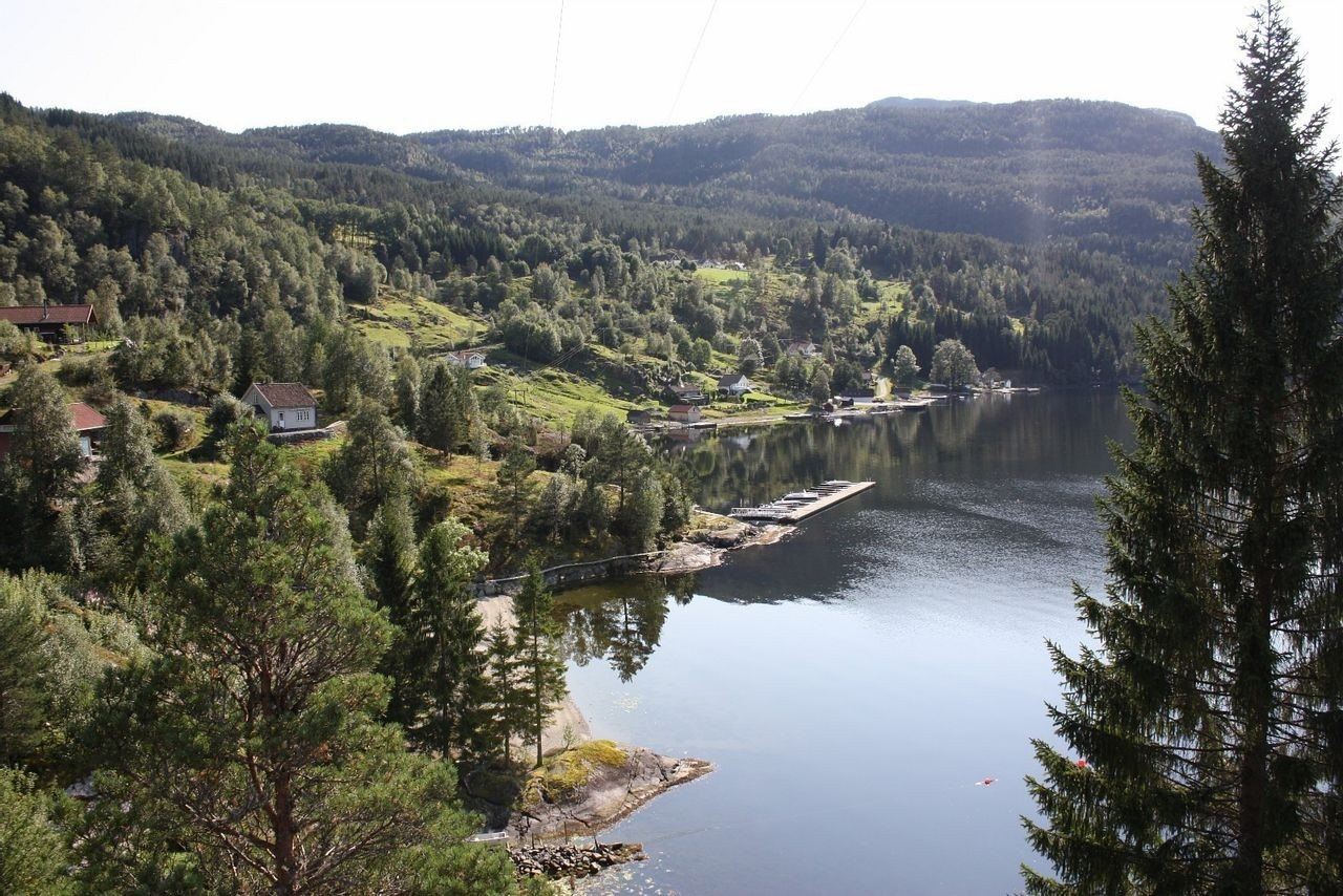 Idylliske Suldalseid Galleribilde