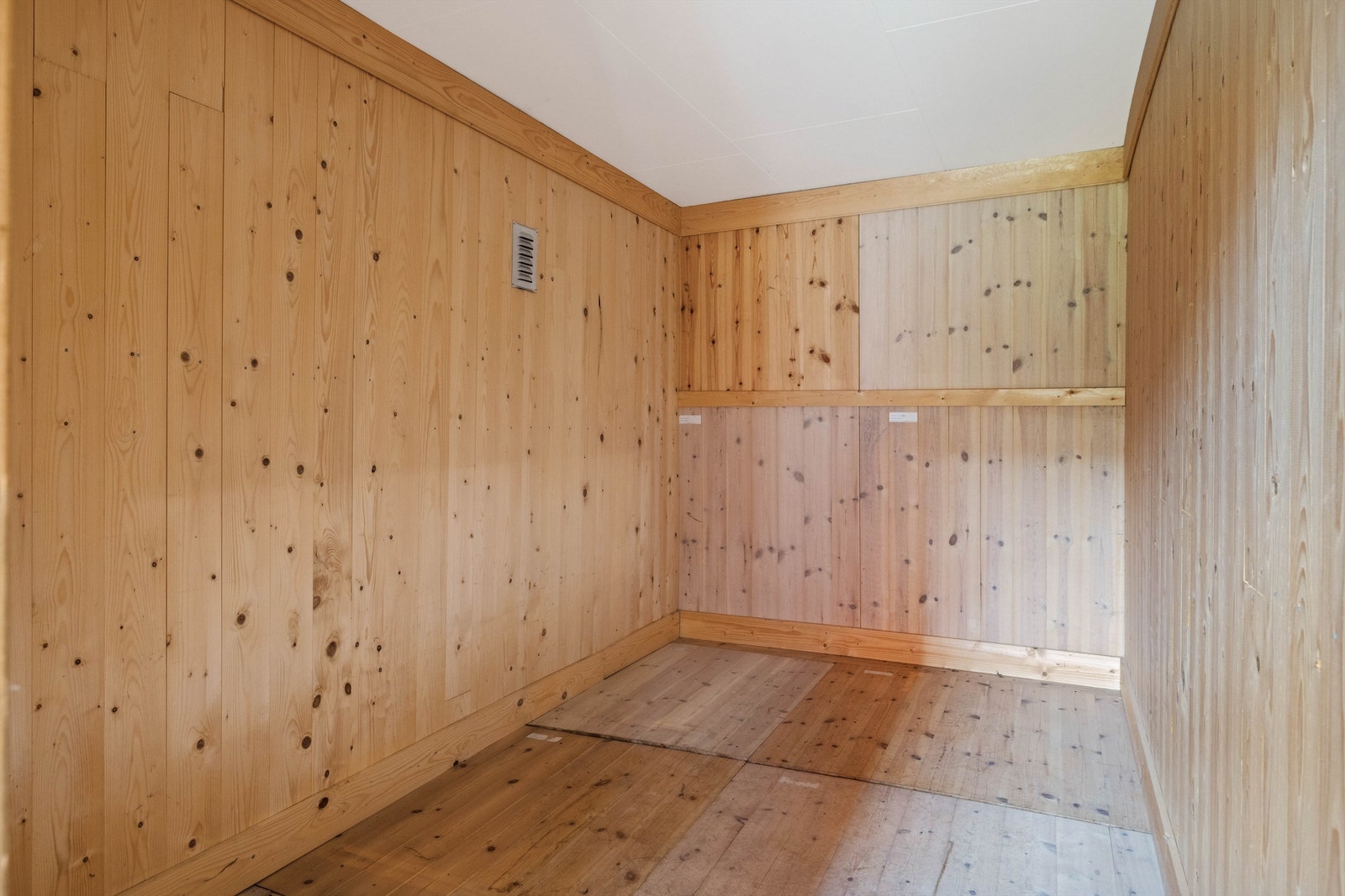 Lagerplass i uthuset Galleribilde