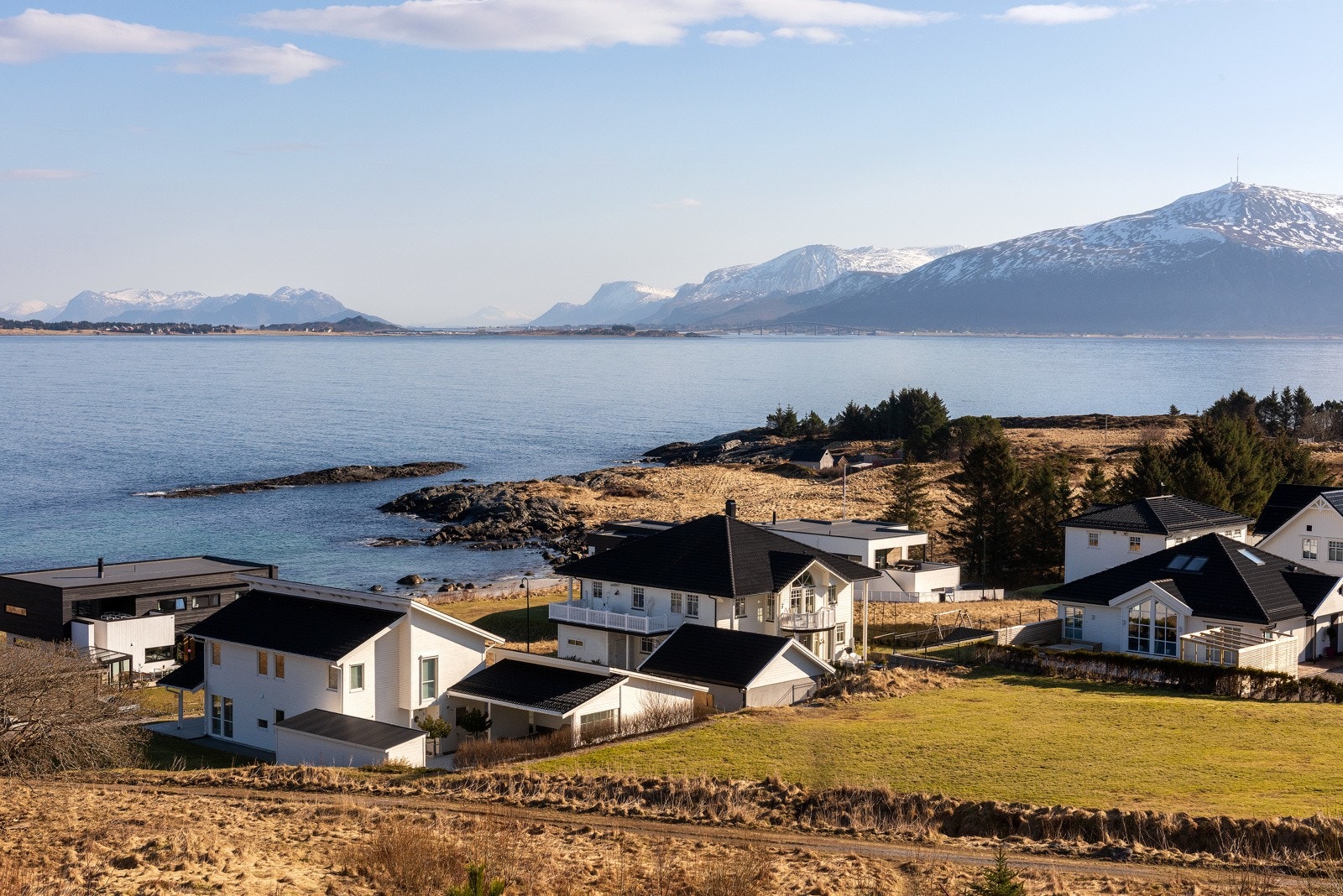 Boligfeltet med flott utsikt. Galleribilde