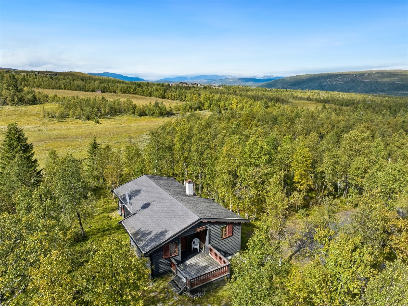 På "stølsvidda" som er fjellplatået mellom Valdres, Hallingdal og Hemsedal, er det flotte turmuligheter på stølsveger og stier. Galleribilde
