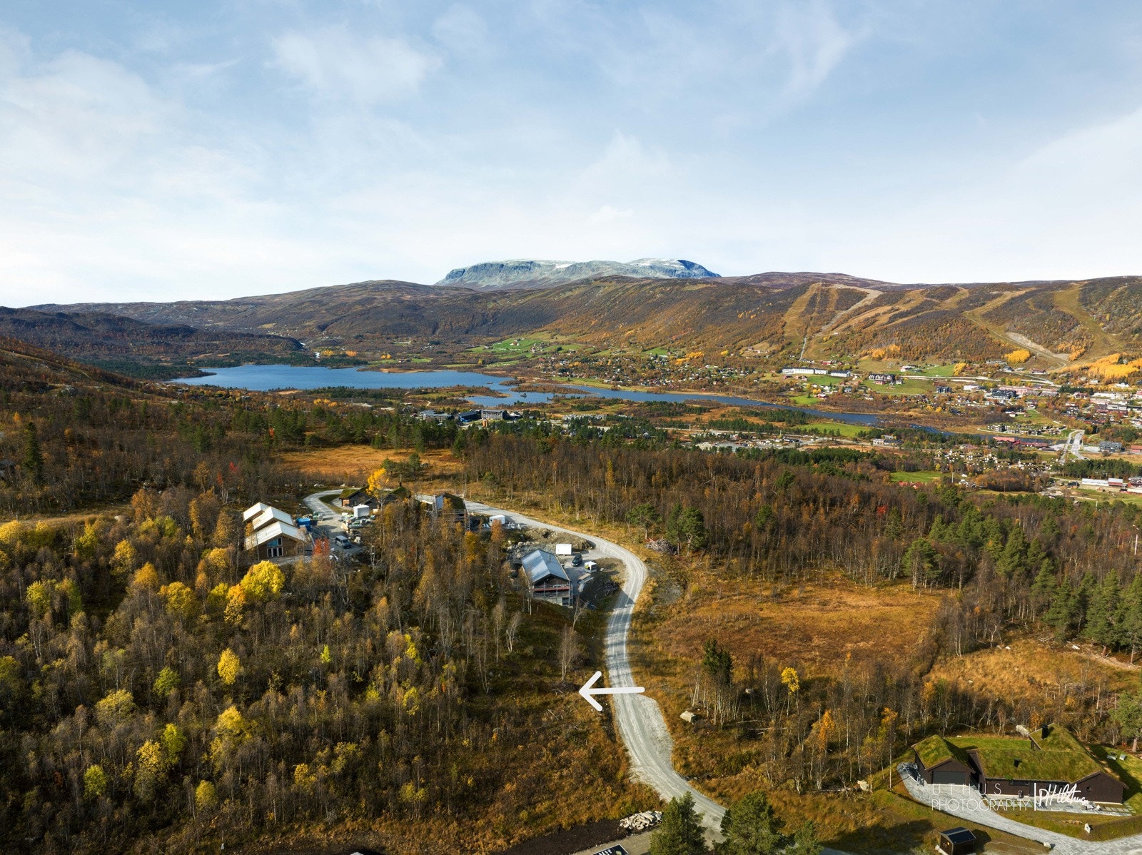 Eiendomsmegler Jannike Seljevoll Herleiksplass ønsker velkommen til Sørhallie 14 Galleribilde