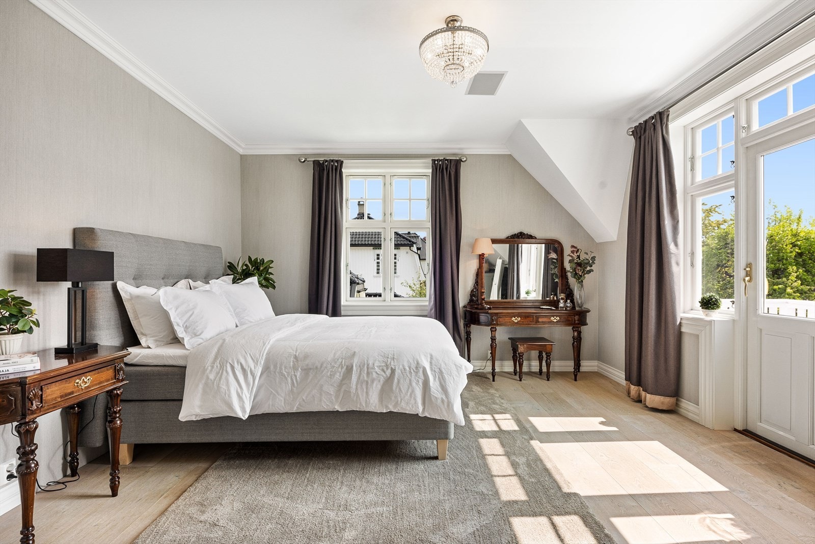 Master bedroom Galleribilde
