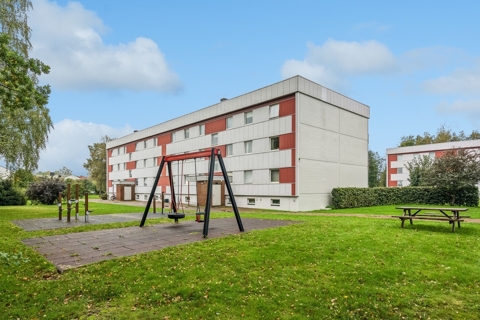 Lekeplass for de minste like i nærheten Galleribilde
