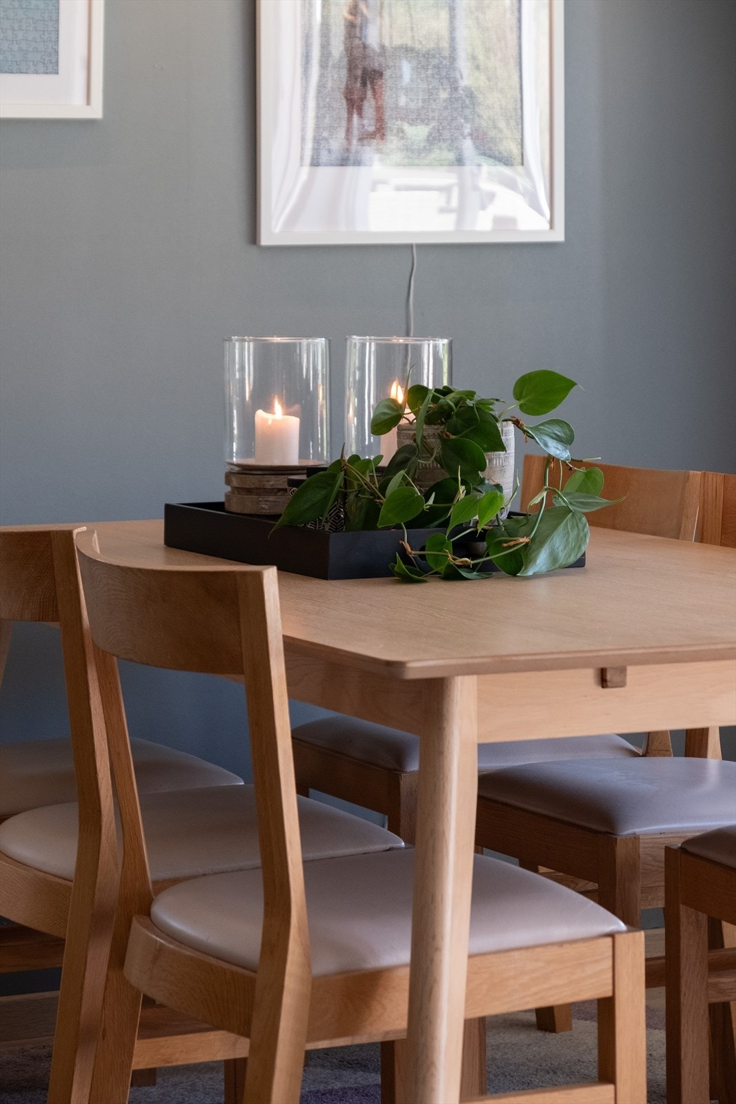 God plass til spisebord i stuen. Galleribilde