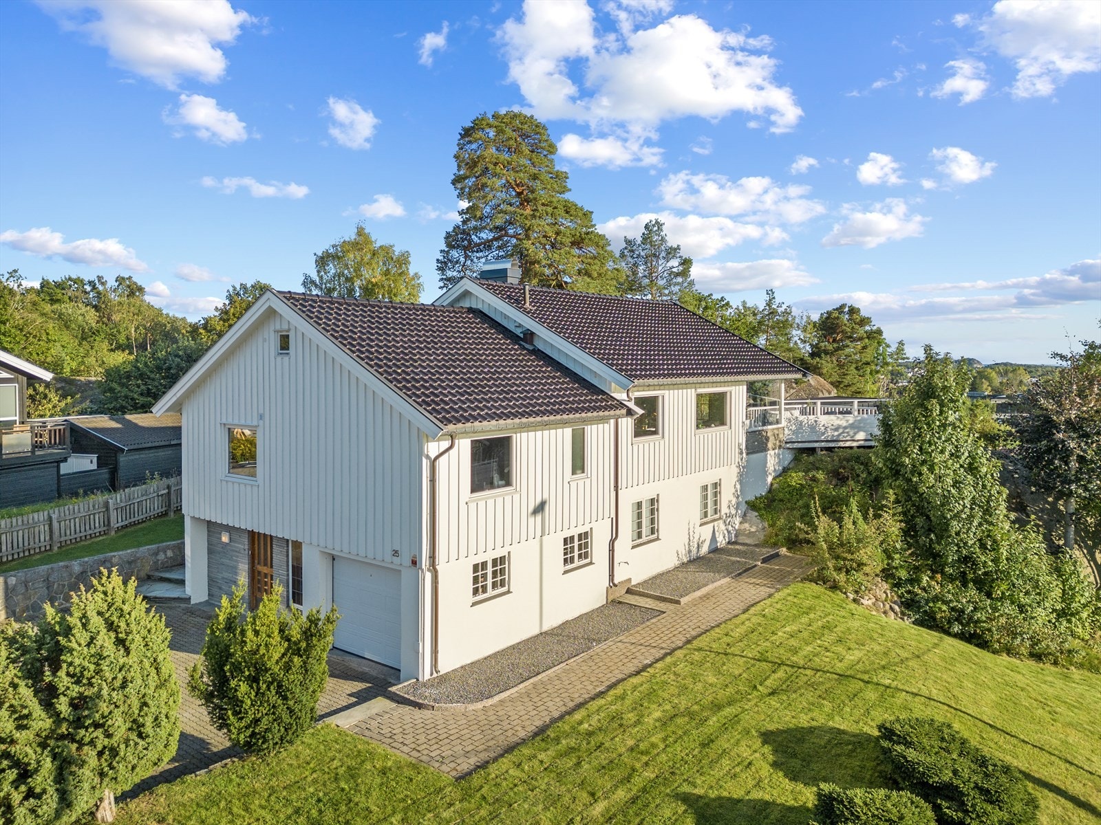 Vest- og nordfasadene Galleribilde