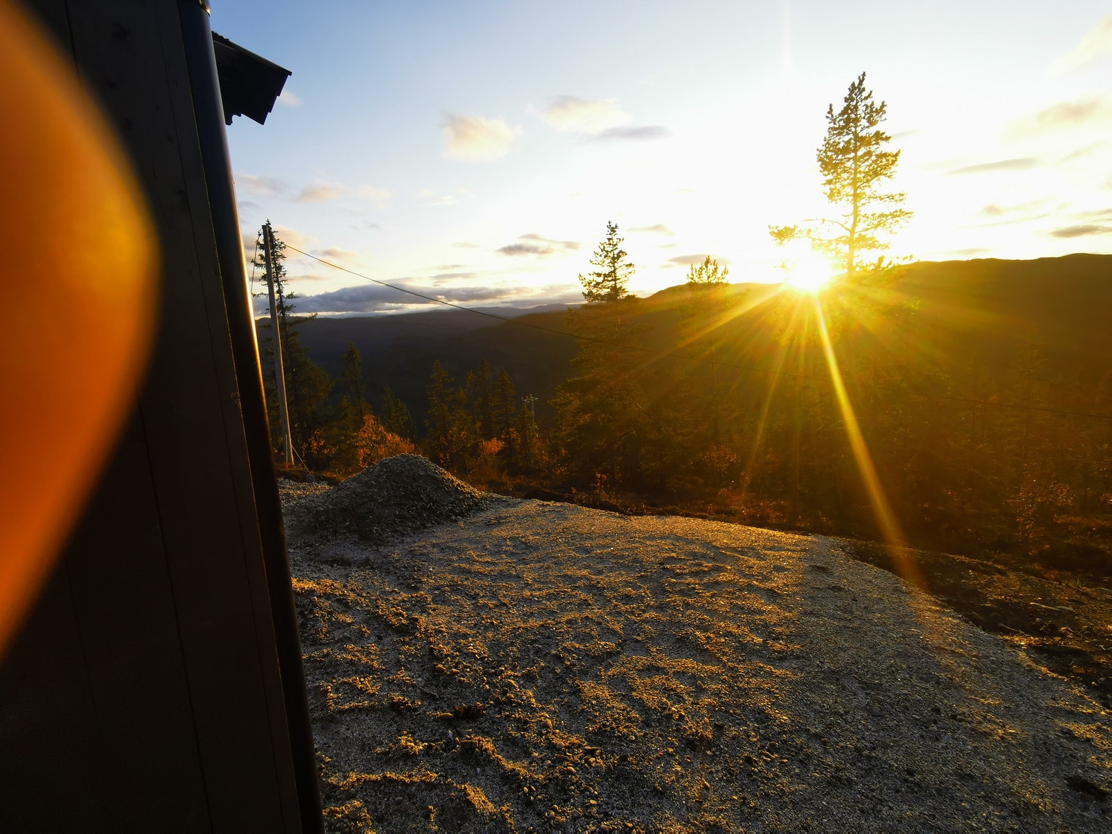 Solnedgang oktober. Galleribilde