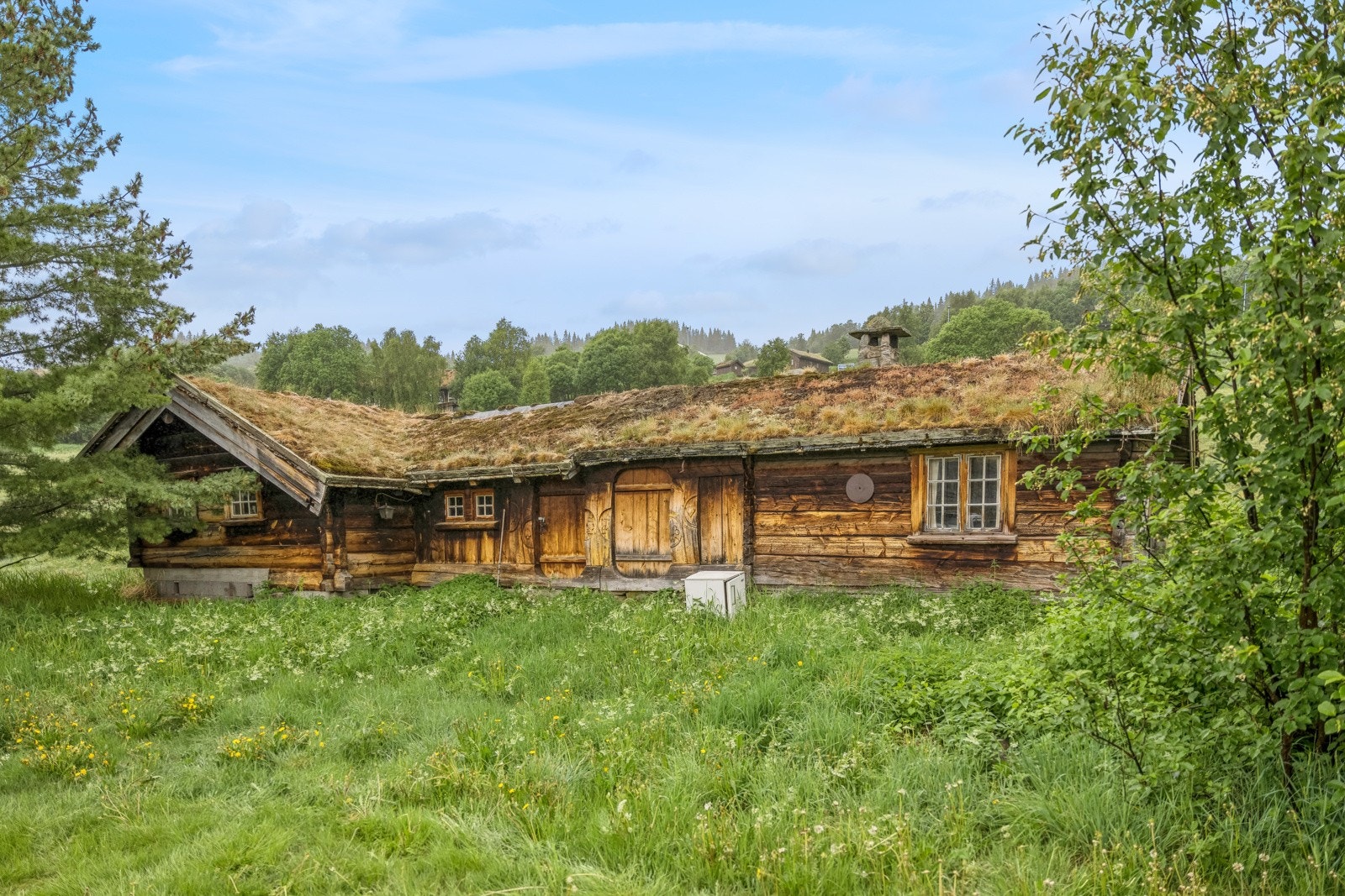 Eldhuset er fra ca. 1800 og er en del av det vedtaksfredete tunet Galleribilde