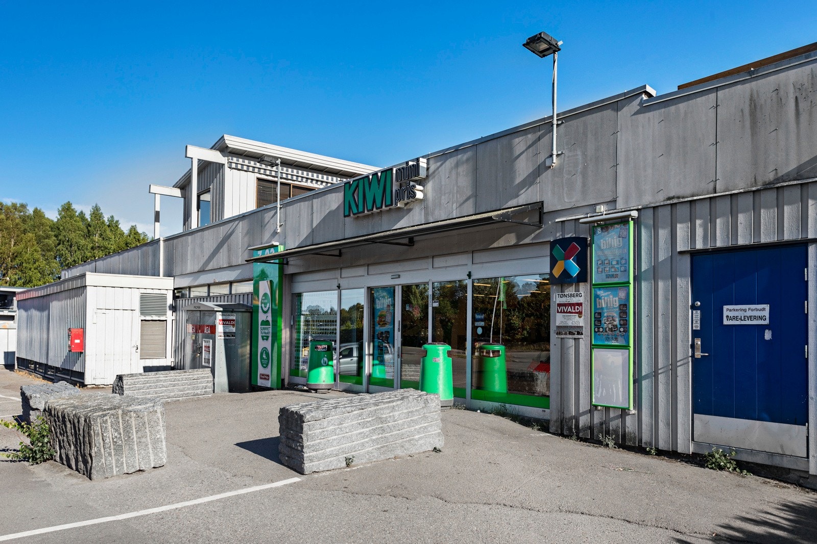 Populær Kiwi-butikk 400 meter unna. Galleribilde