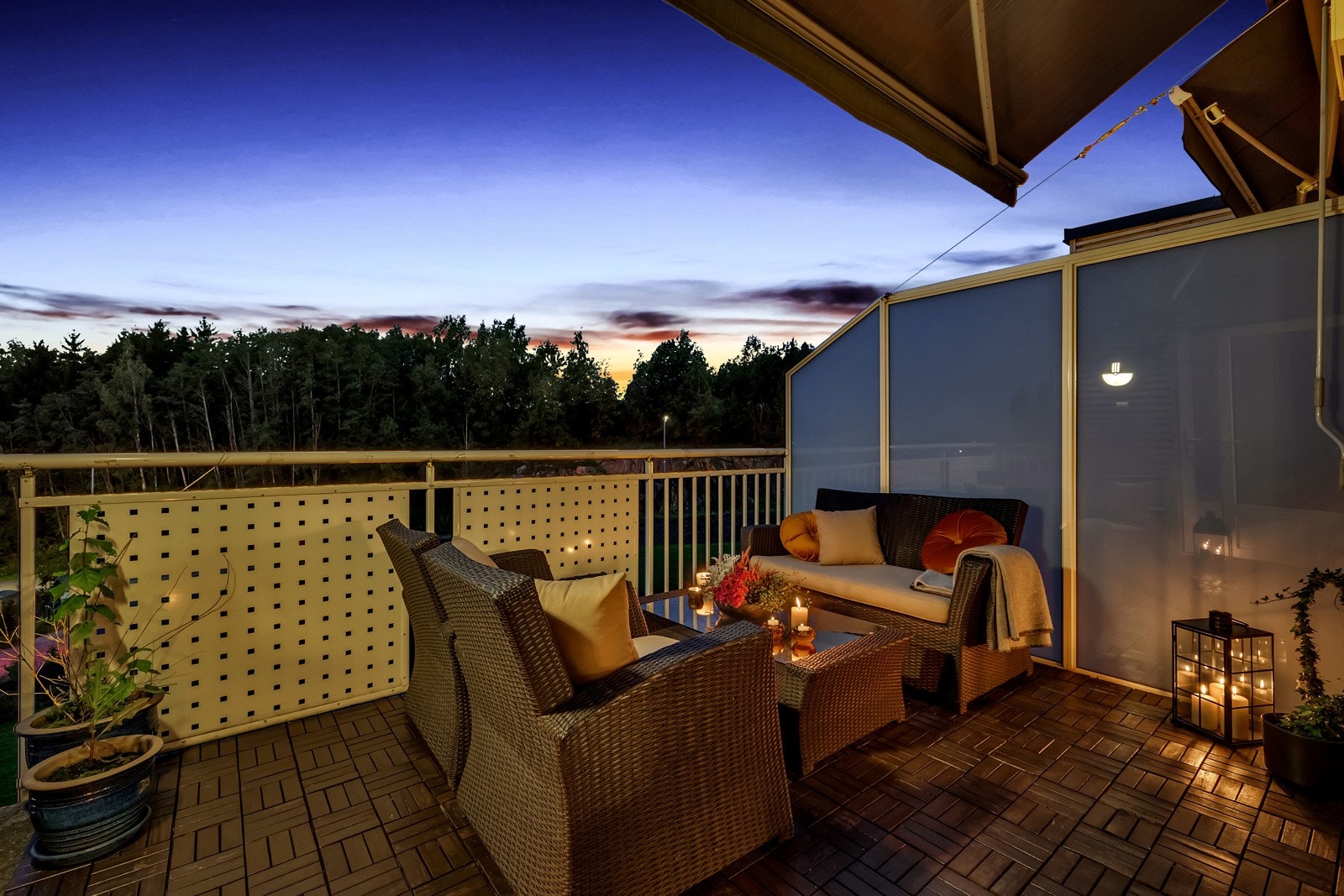 Leiligheten har sentral og attraktiv beliggenhet i Brånåslia på Skedsmokorset. Galleribilde