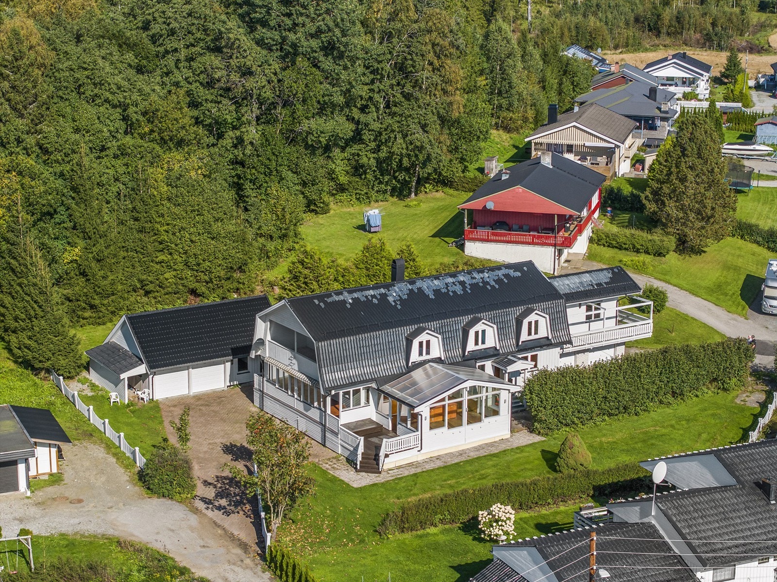 Krogsveen v/ Emilio de Paoli Dunne | Tulipanvegen 40 Galleribilde