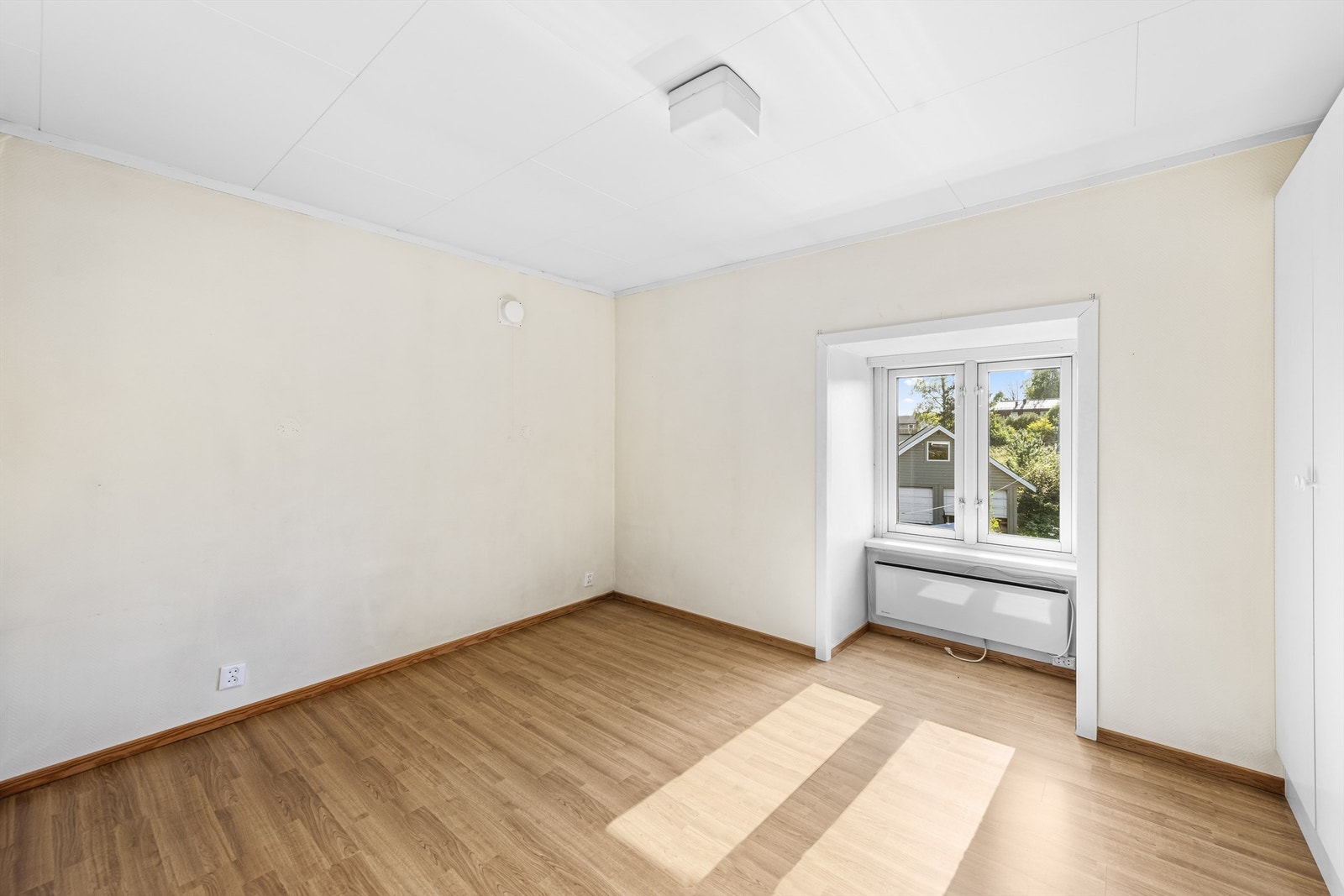 Soverom i hybel | Ikke bruksendret eller godkjent. Galleribilde