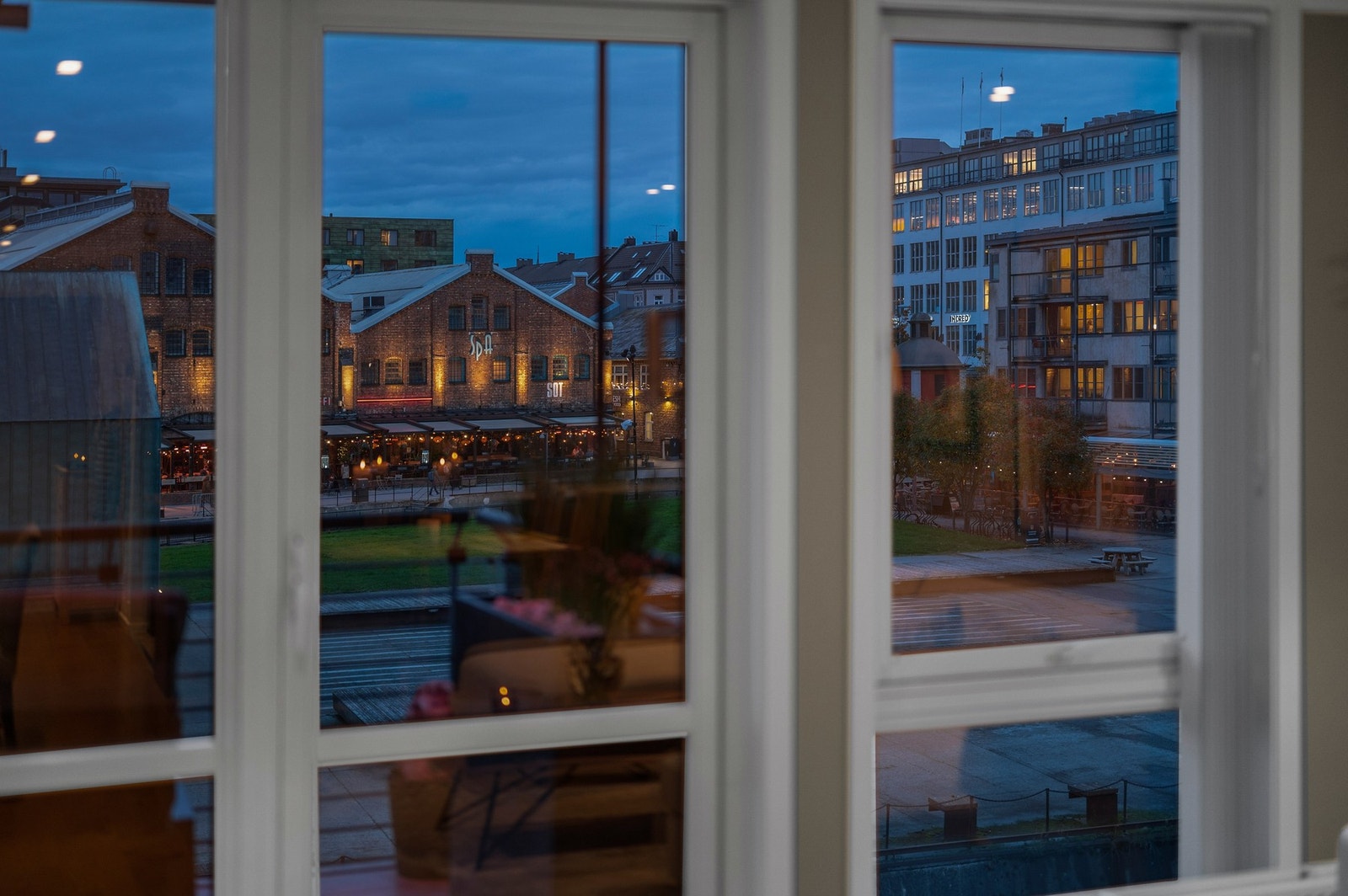 Fra leiligheten er det utsikt mot Solsiden. Galleribilde
