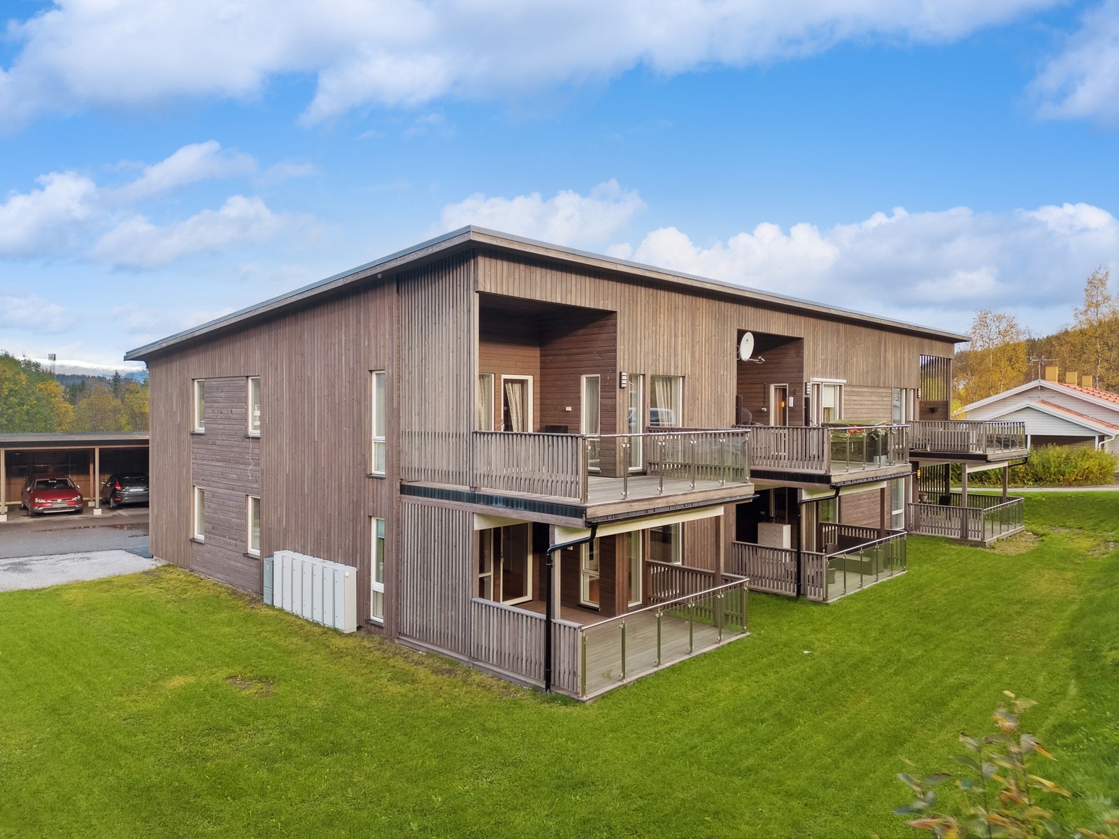 EiendomsMegler1 ved Tina Jakobsen har gleden av å presentere Brennåsveien 2! Galleribilde