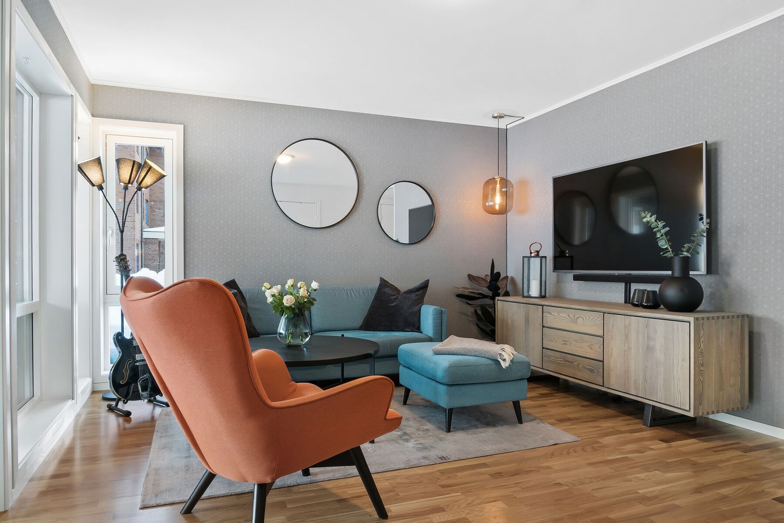 EiendomsMegler1 ved Tina Jakobsen har gleden av å presentere Brennåsveien 2! Galleribilde