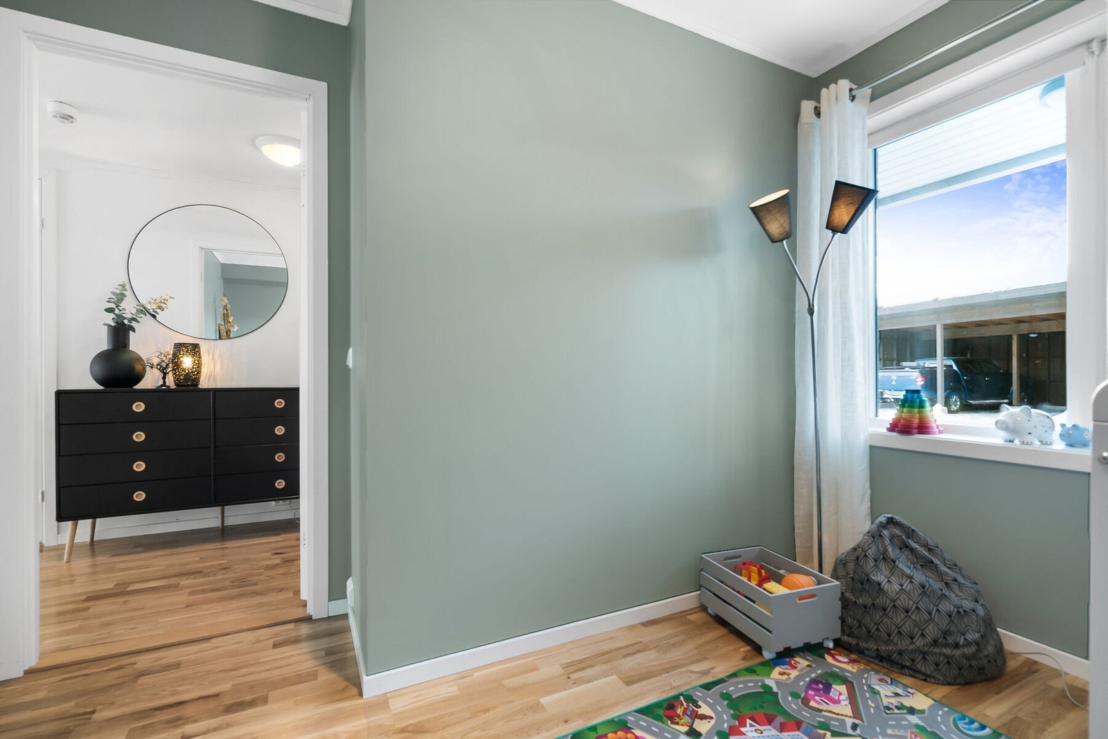 Her har man mulighet til å innrede etter behov. Kanskje dette blir ditt nye kontor? Galleribilde