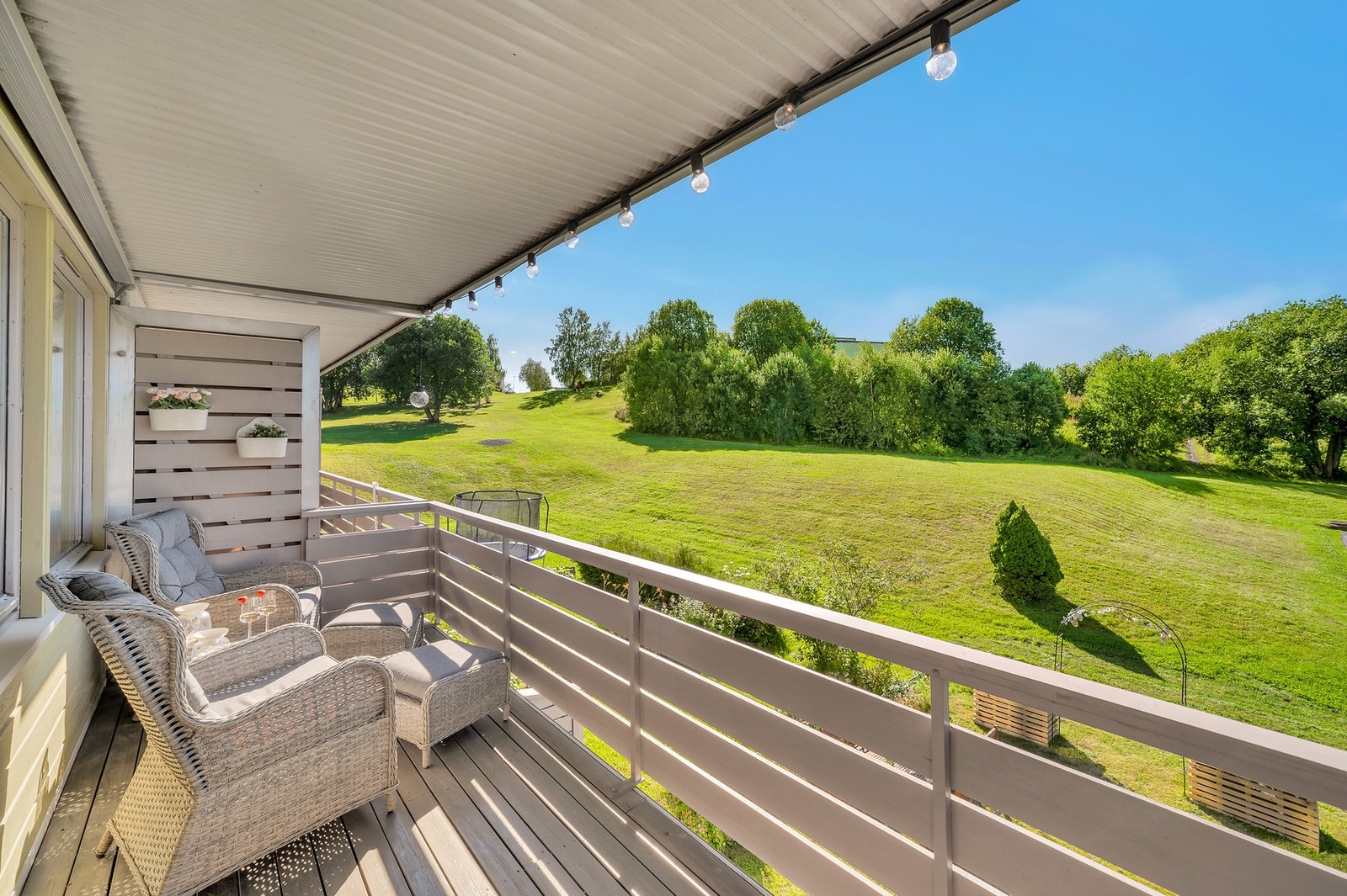 EiendomsMegler 1 v/Frank Robert Bae har gleden av å presentere en flott 3-roms leilighet beliggende på Risvollan. Galleribilde