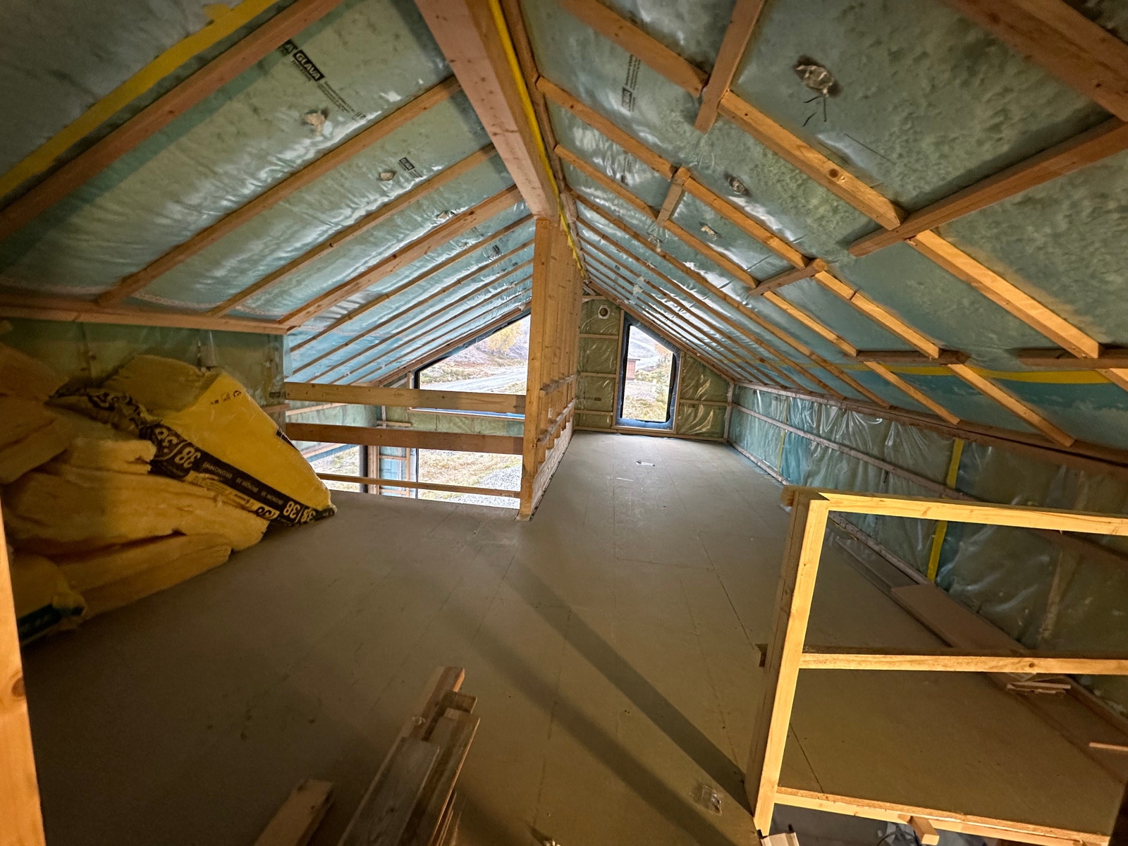 Isolert og klar for lettvegger , egen planløsning er mulig Galleribilde