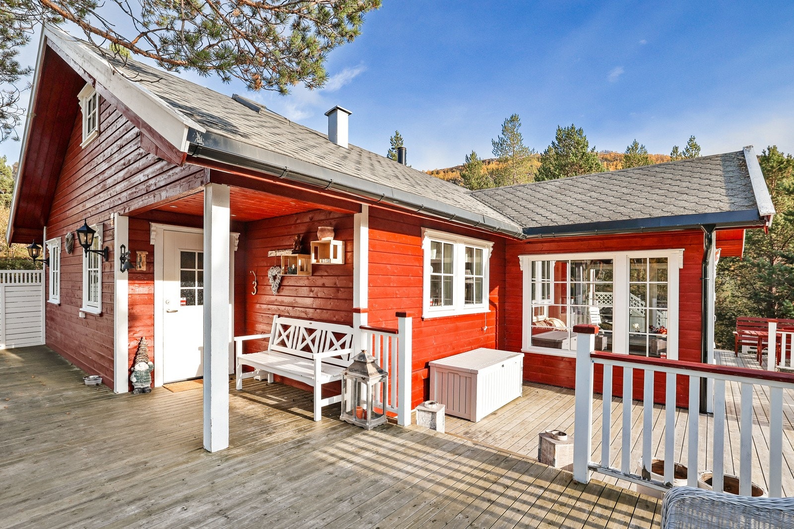 En innbydende og flott hytte med tre soverom og hems Galleribilde