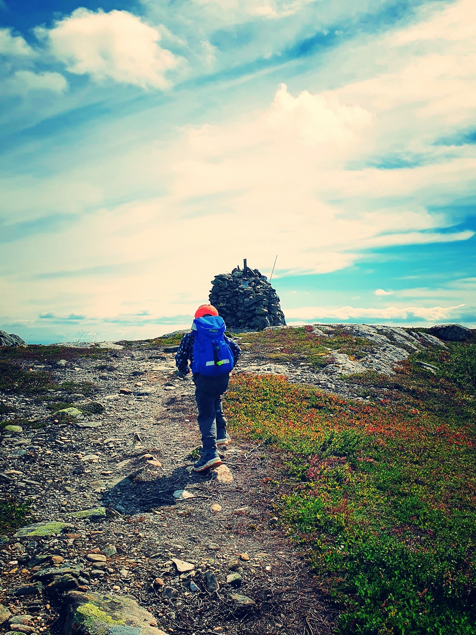 Området byr på mange muligheter for toppturer – både sommer og vinter Galleribilde