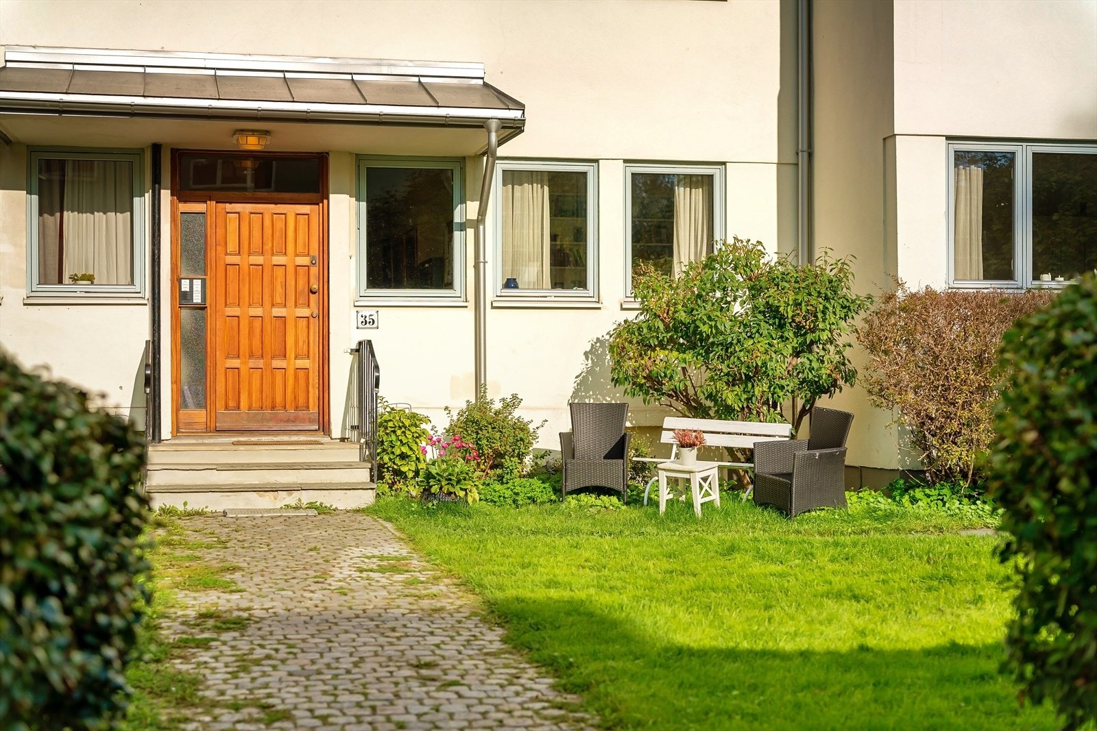 Hyggelig forhage og sjarmerende omgivelser Galleribilde