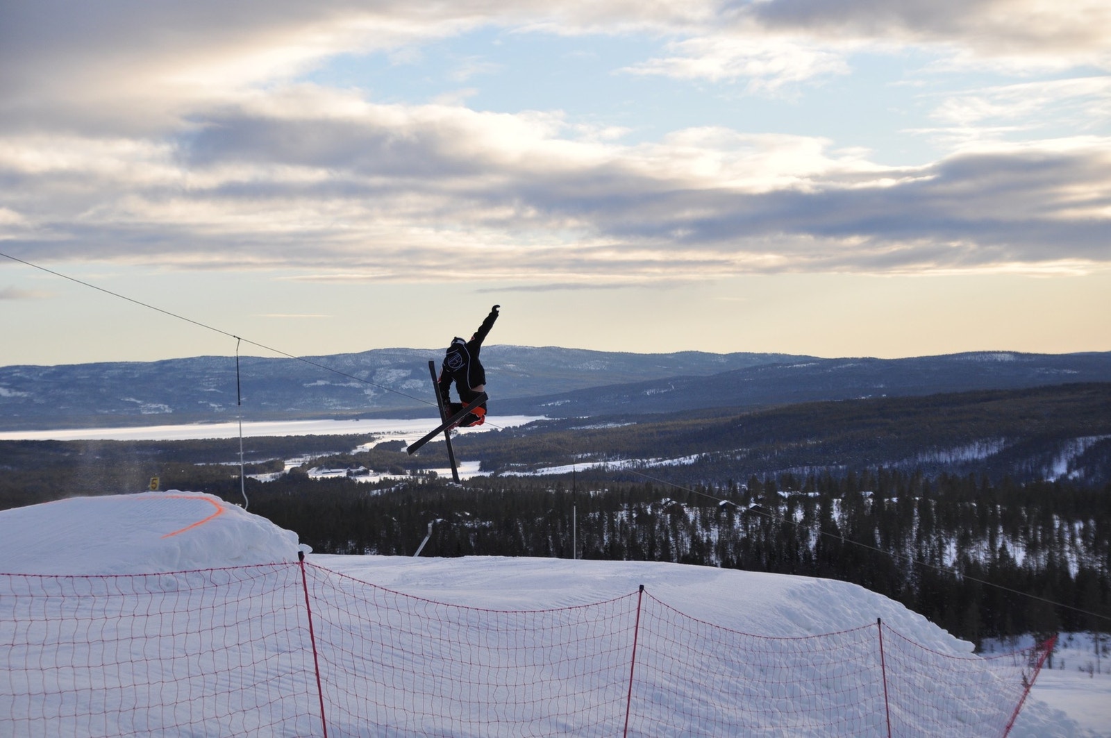 Fra alpinanlegget med utsikt til Osensjøen Galleribilde