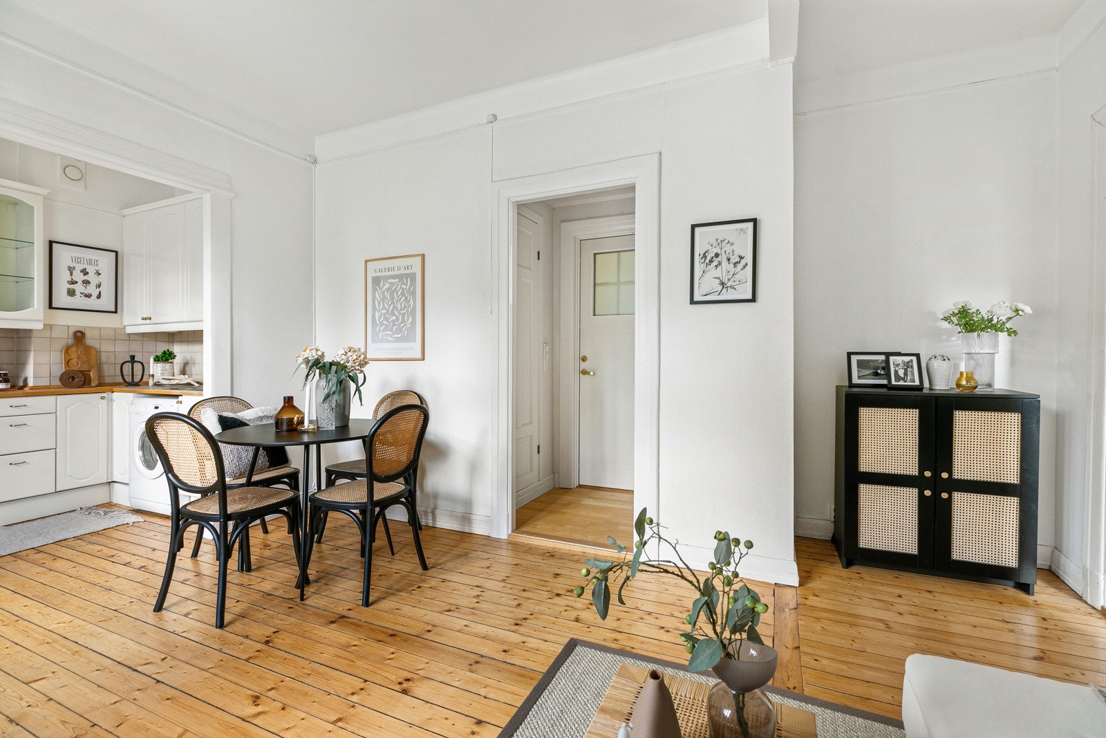 Egen nisje med plass til f.eks. skap eller TV. Galleribilde