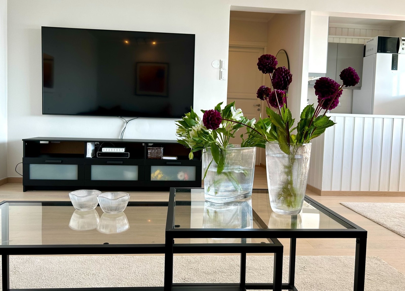 Her får du kabel-TV og bredbåndstilknytning levert, som del av fellesutgiftene. Galleribilde