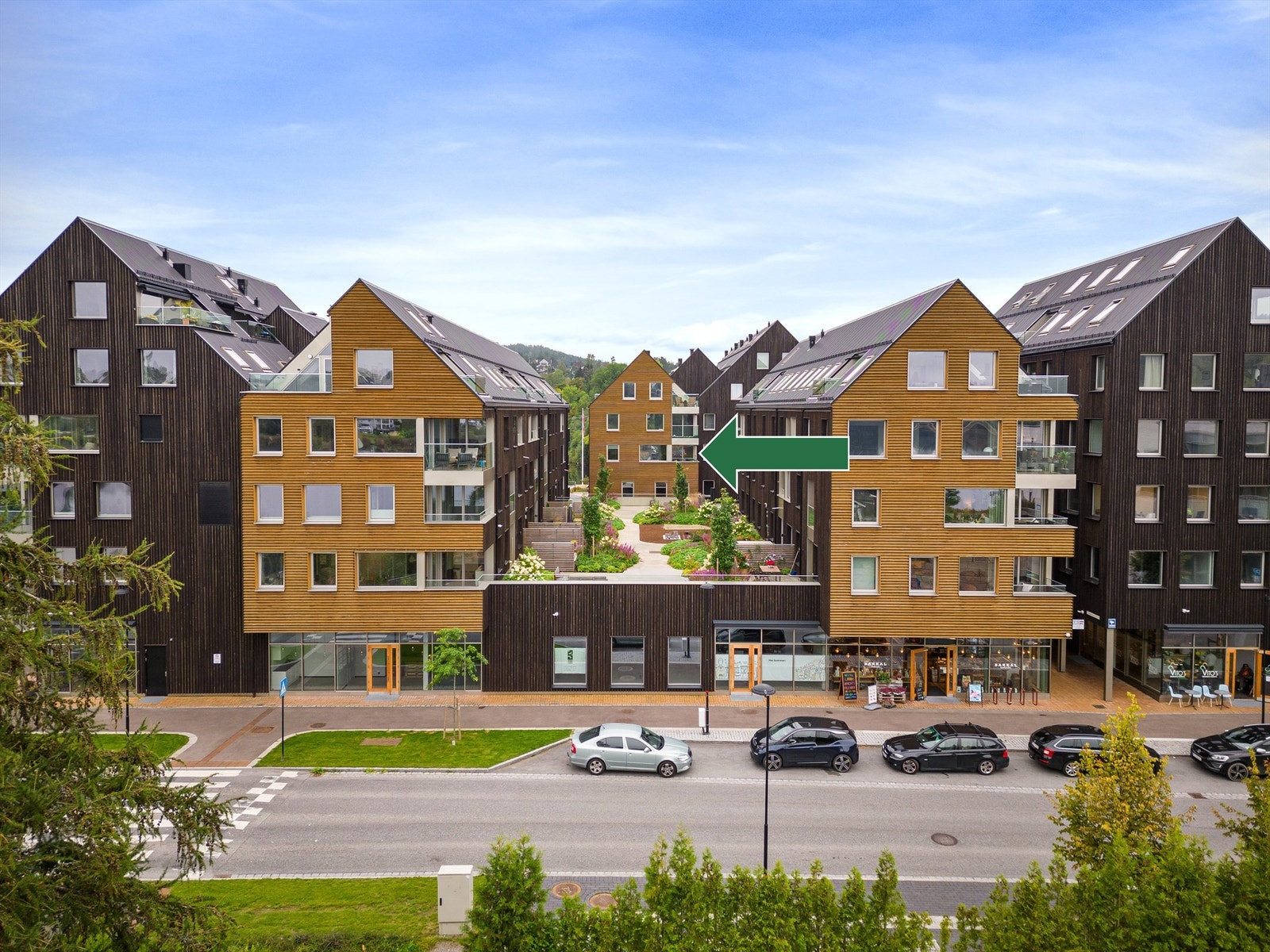 Meget sentral beliggenhet i Heggedal sentrum Galleribilde