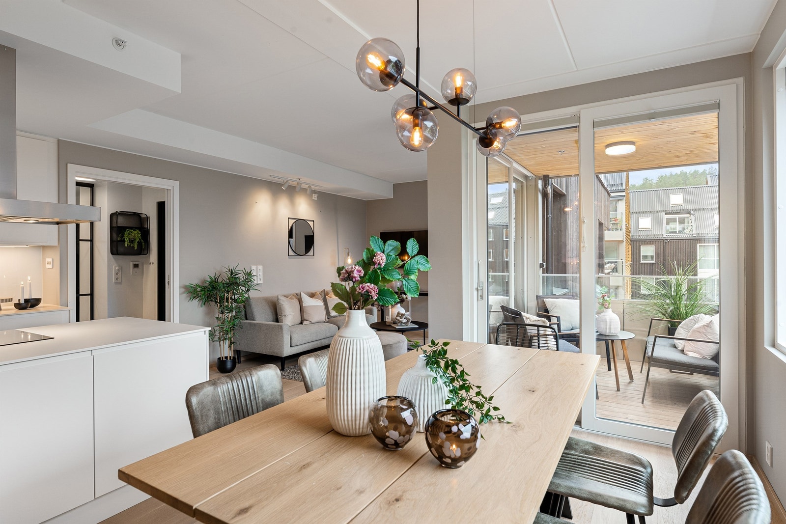 Åpen kjøkken- og stueløsning Galleribilde