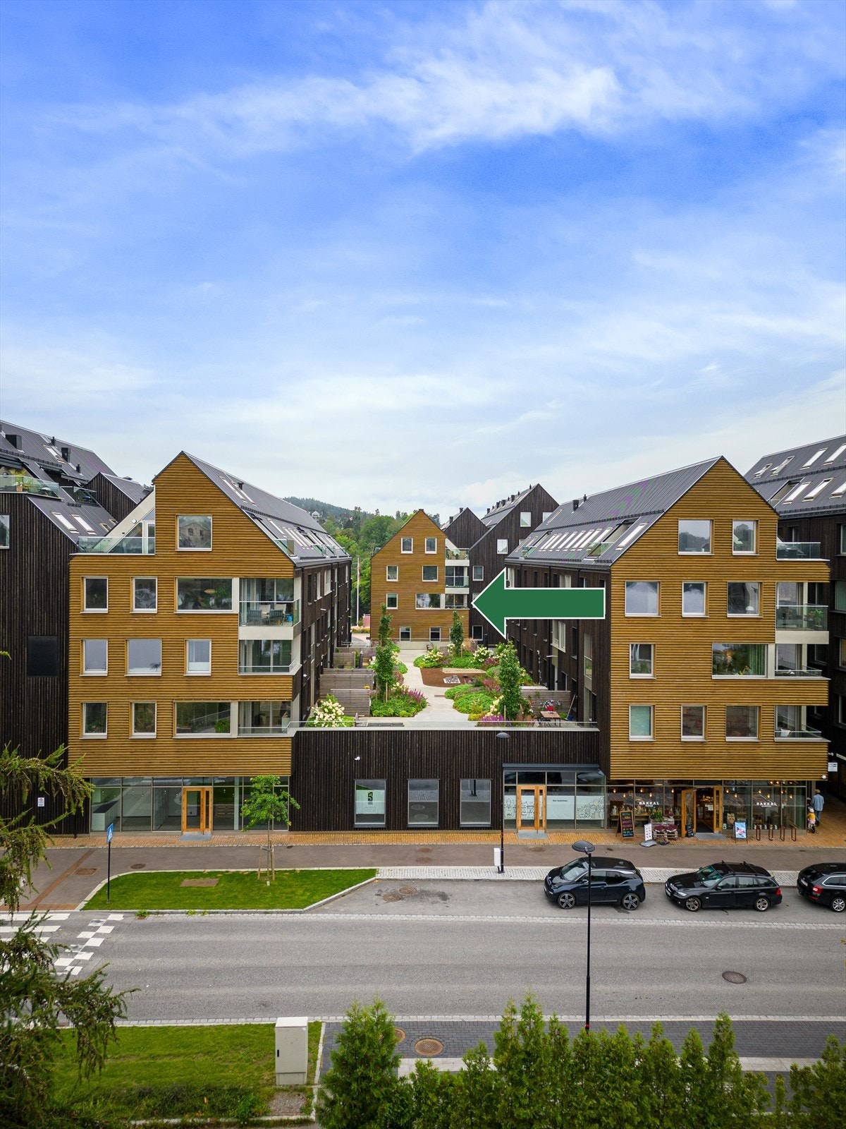 Tilgang til felles atrium mellom bygningene Galleribilde