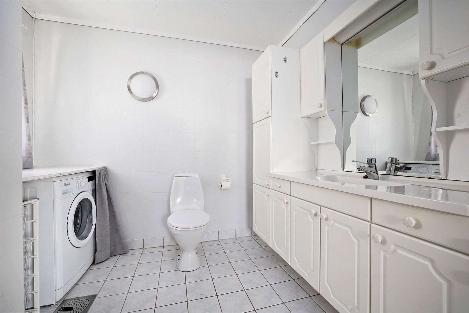 Badet som tilhører hybelen. Galleribilde