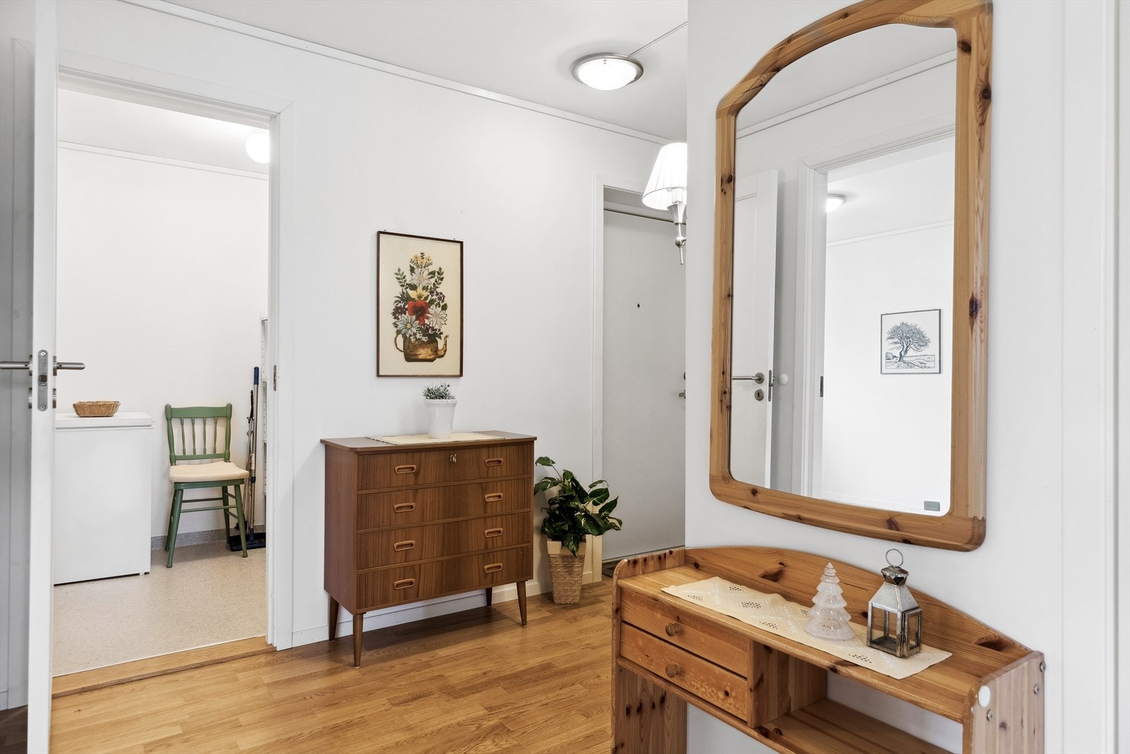 De nøytrale fargevalgene gjør det enkelt å sette sitt eget preg på interiøret. Galleribilde