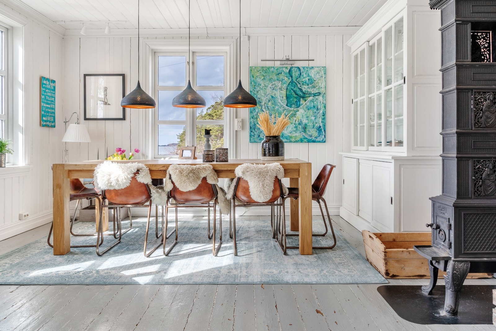 Spisestue i 1. etasje Galleribilde