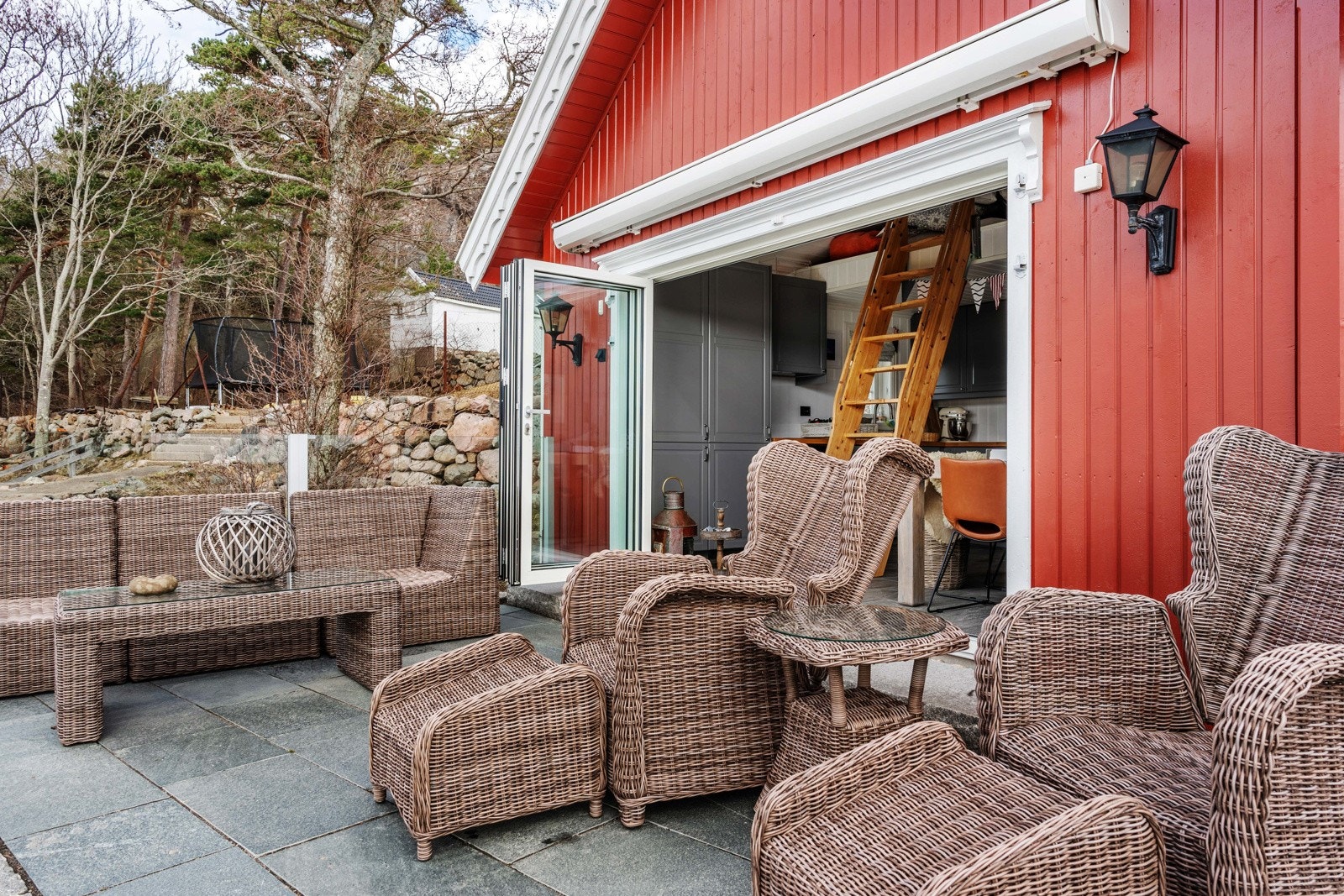 Store glassdører mot Hvalers vakreste sund Galleribilde