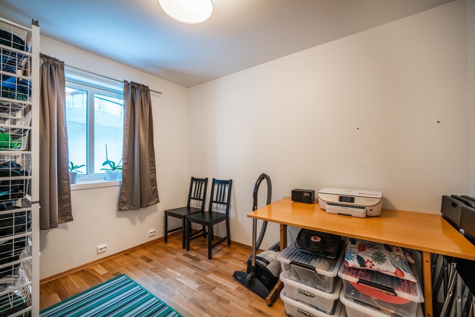 Soverom/kontor i 2.etasje. Galleribilde