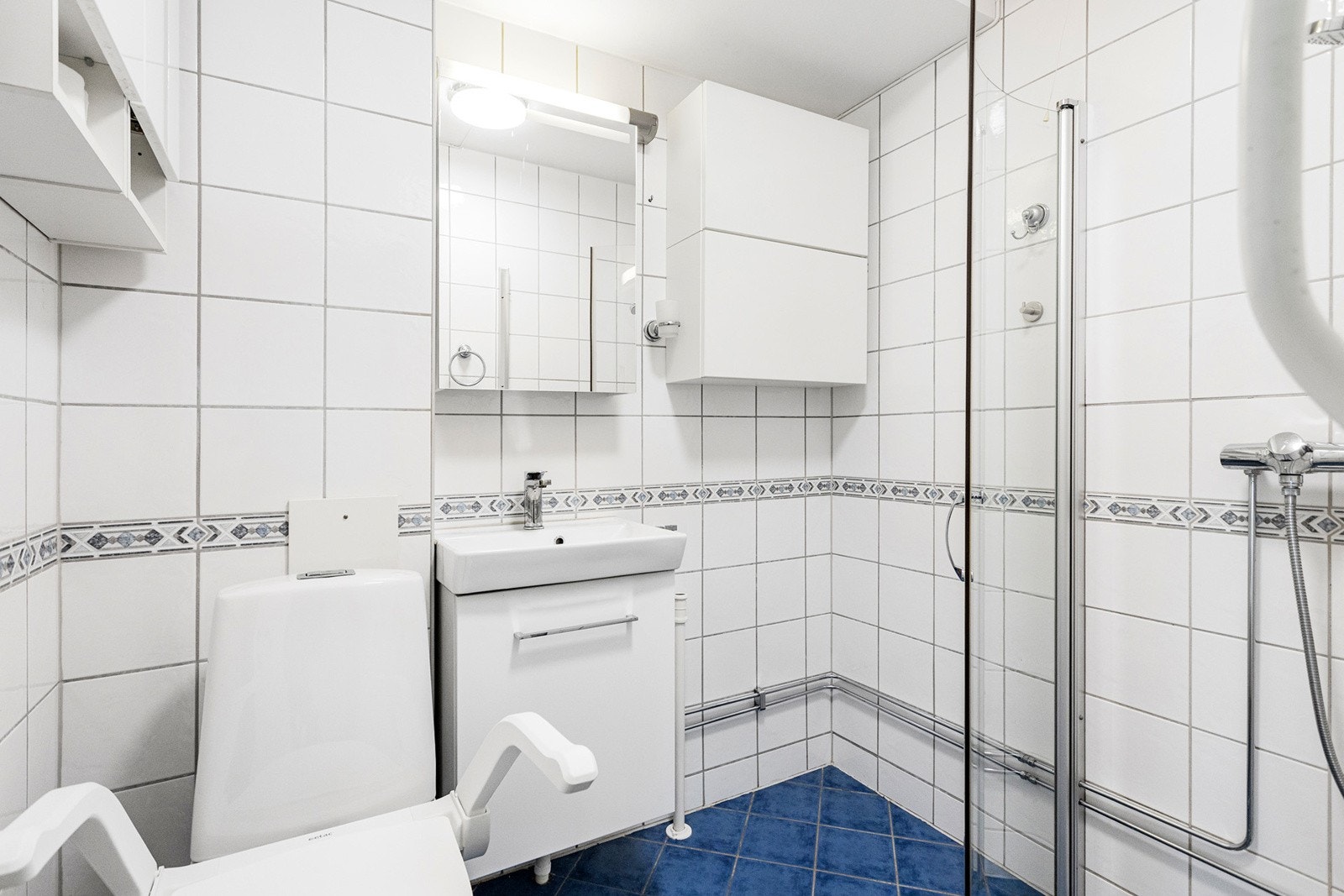 Bad rehabilitert av borettslag i 2005. Galleribilde