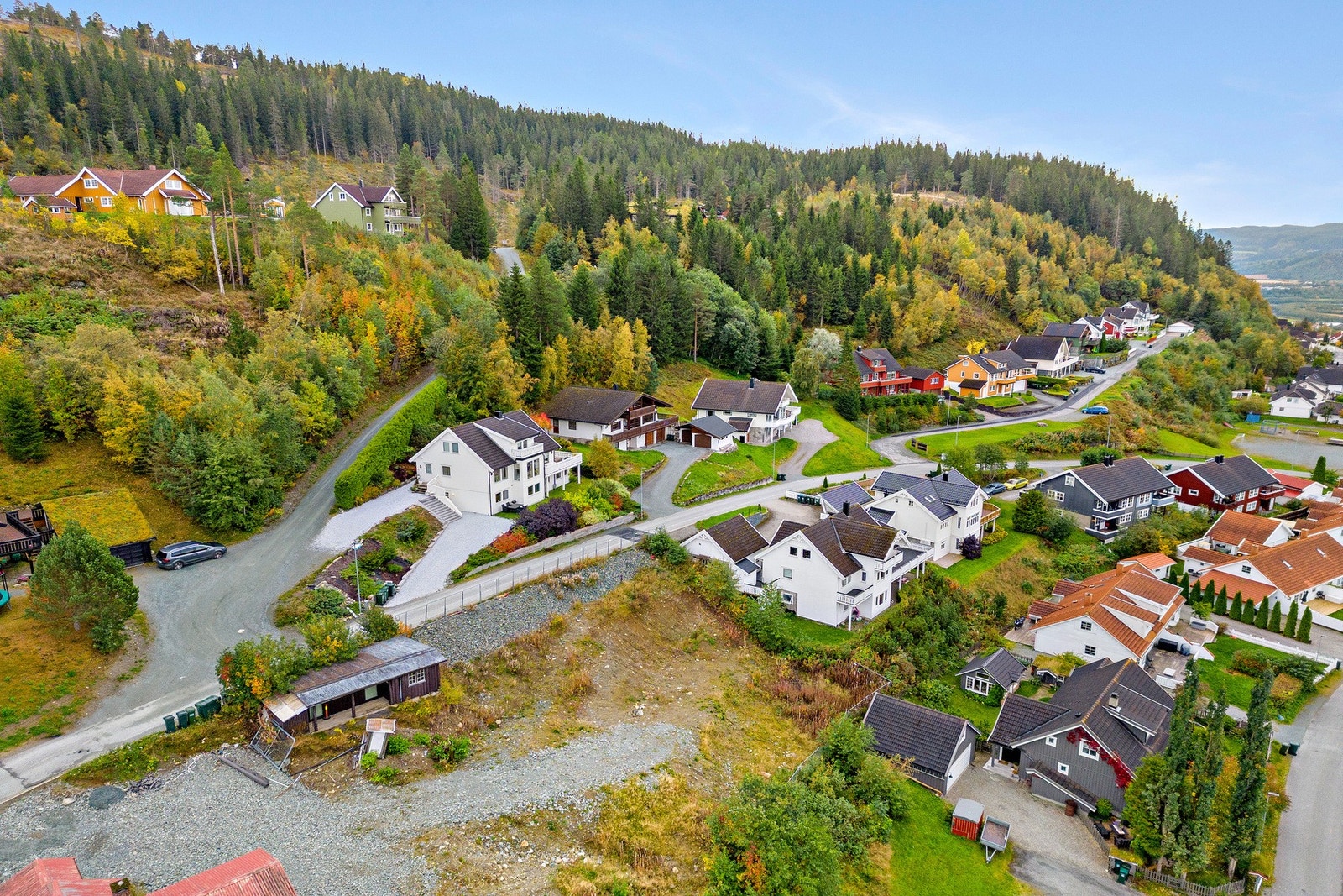 Fra tomta har du umiddelbar nærhet til Vassfjellets fantastiske turområder Galleribilde