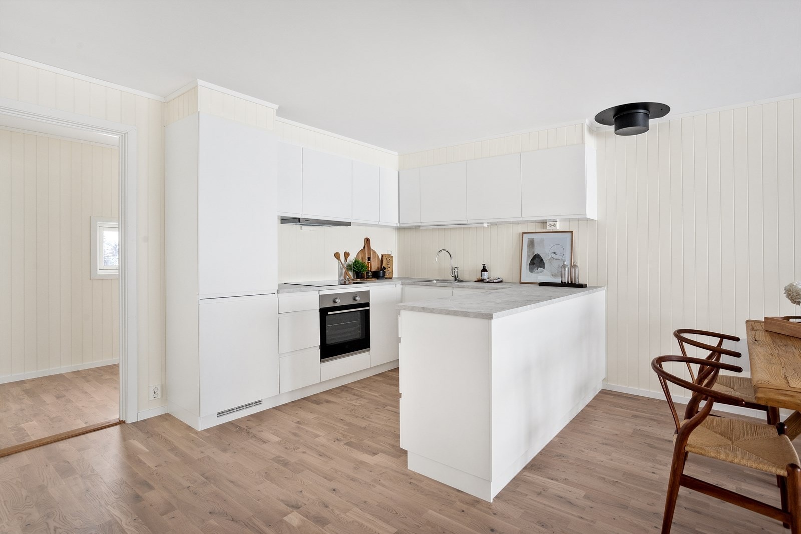 Det er lagt opp til at det vil være mulig å sette inn peisovn av ny eier. Galleribilde