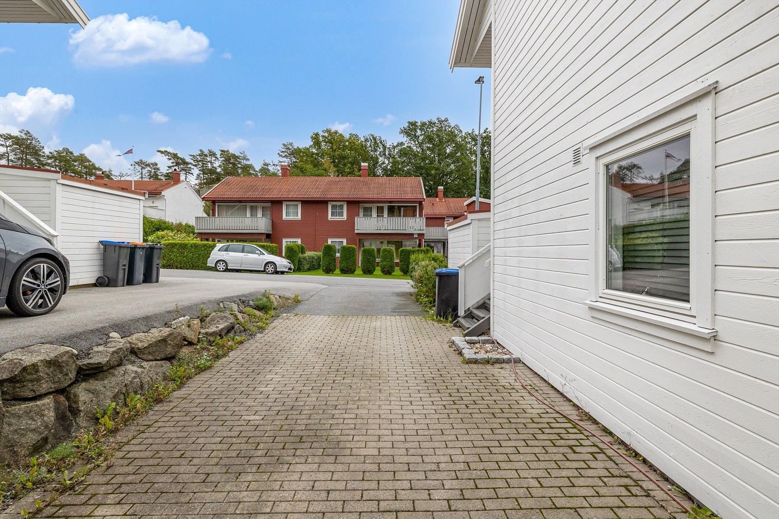 Gårdsplass Galleribilde