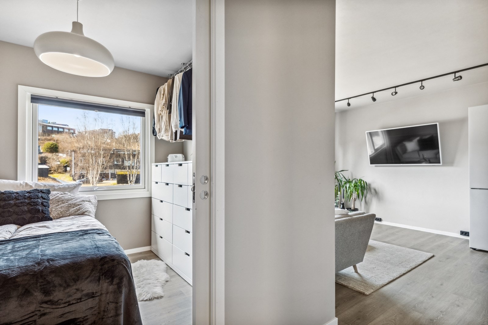 Leiligheten innehar et arealeffektivt soverom på 6m². Galleribilde