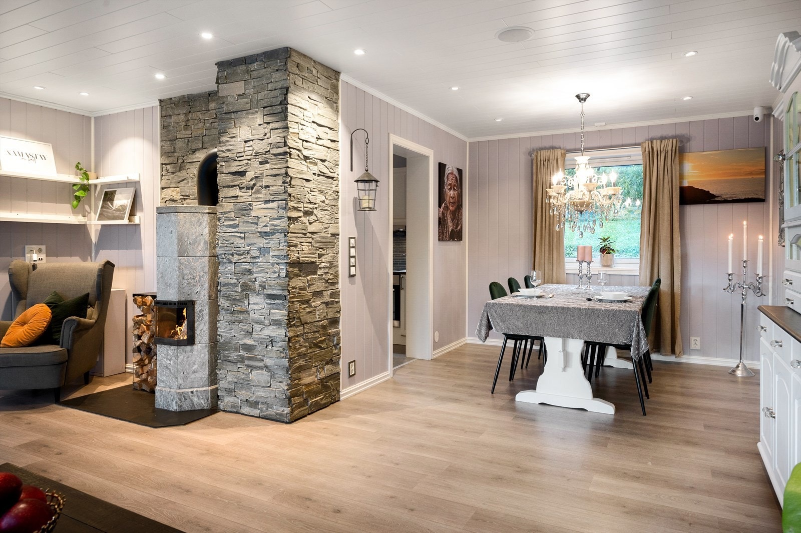 God plass til spisebord. Galleribilde